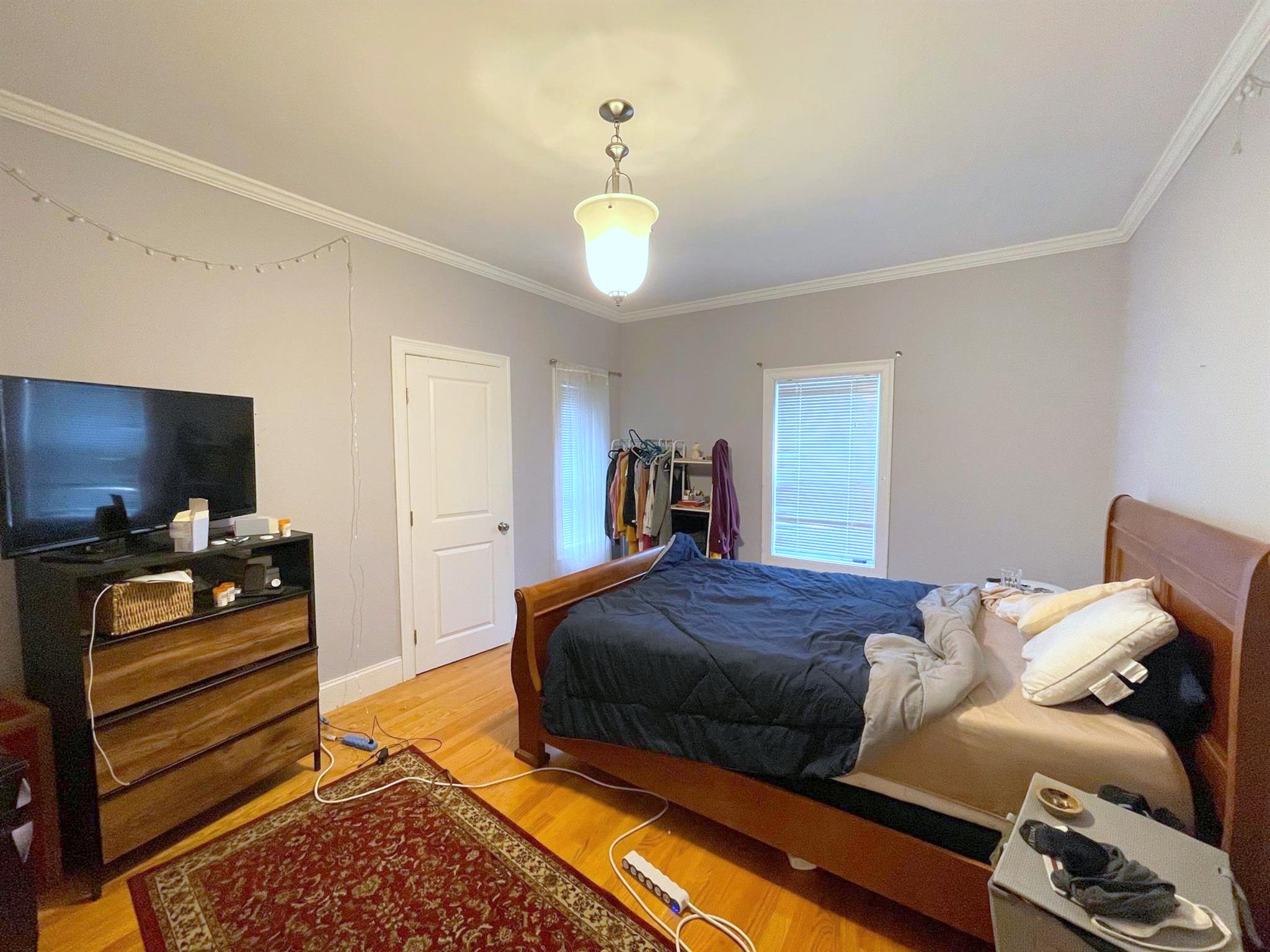 94 Central Ave, Medford