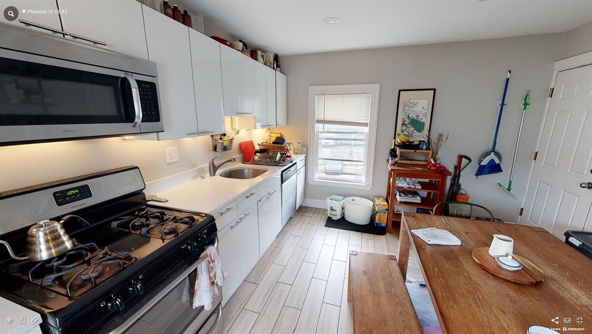 13 Pleasant St, Central Square