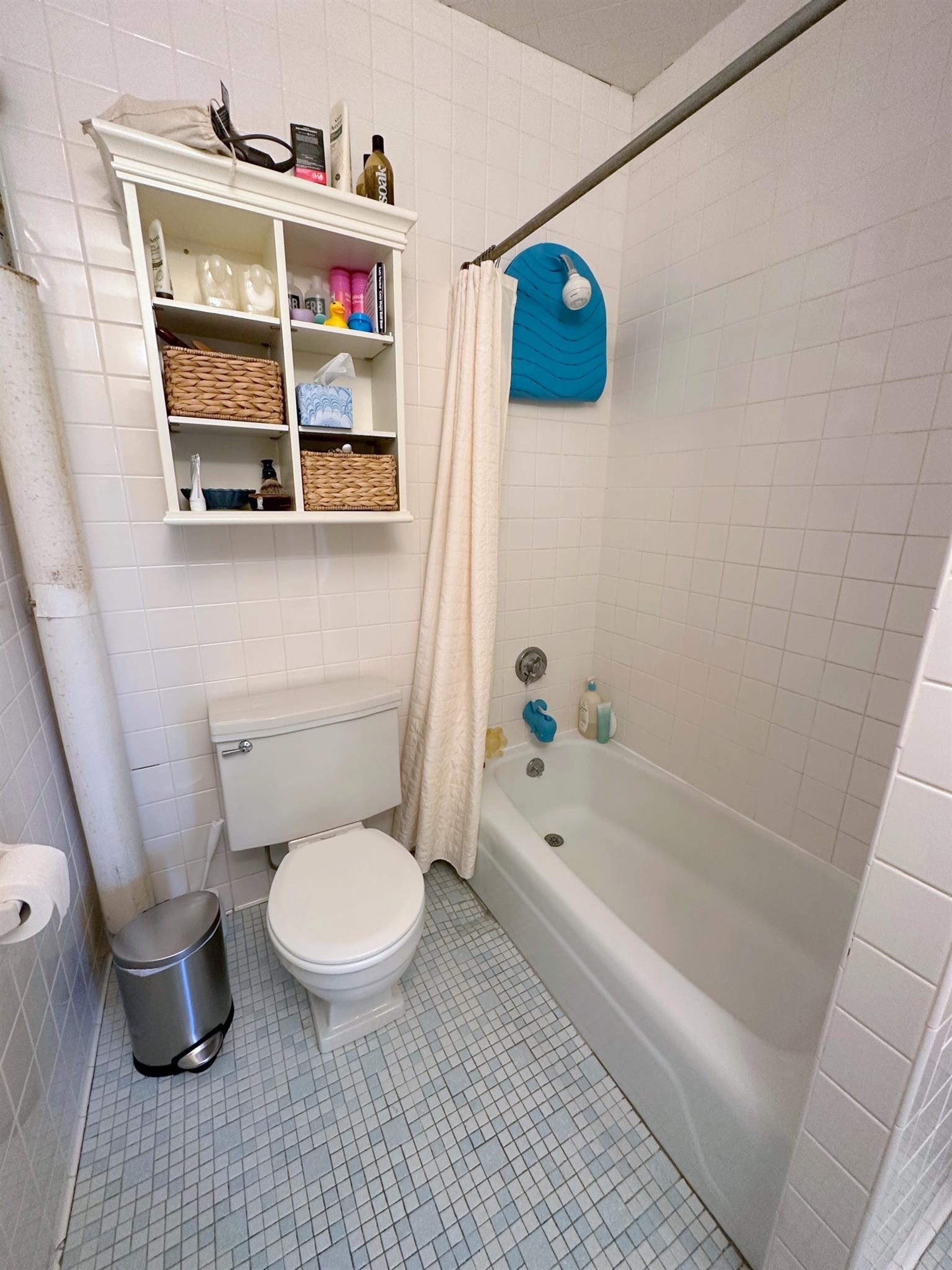 271 Huron Ave, Huron Village