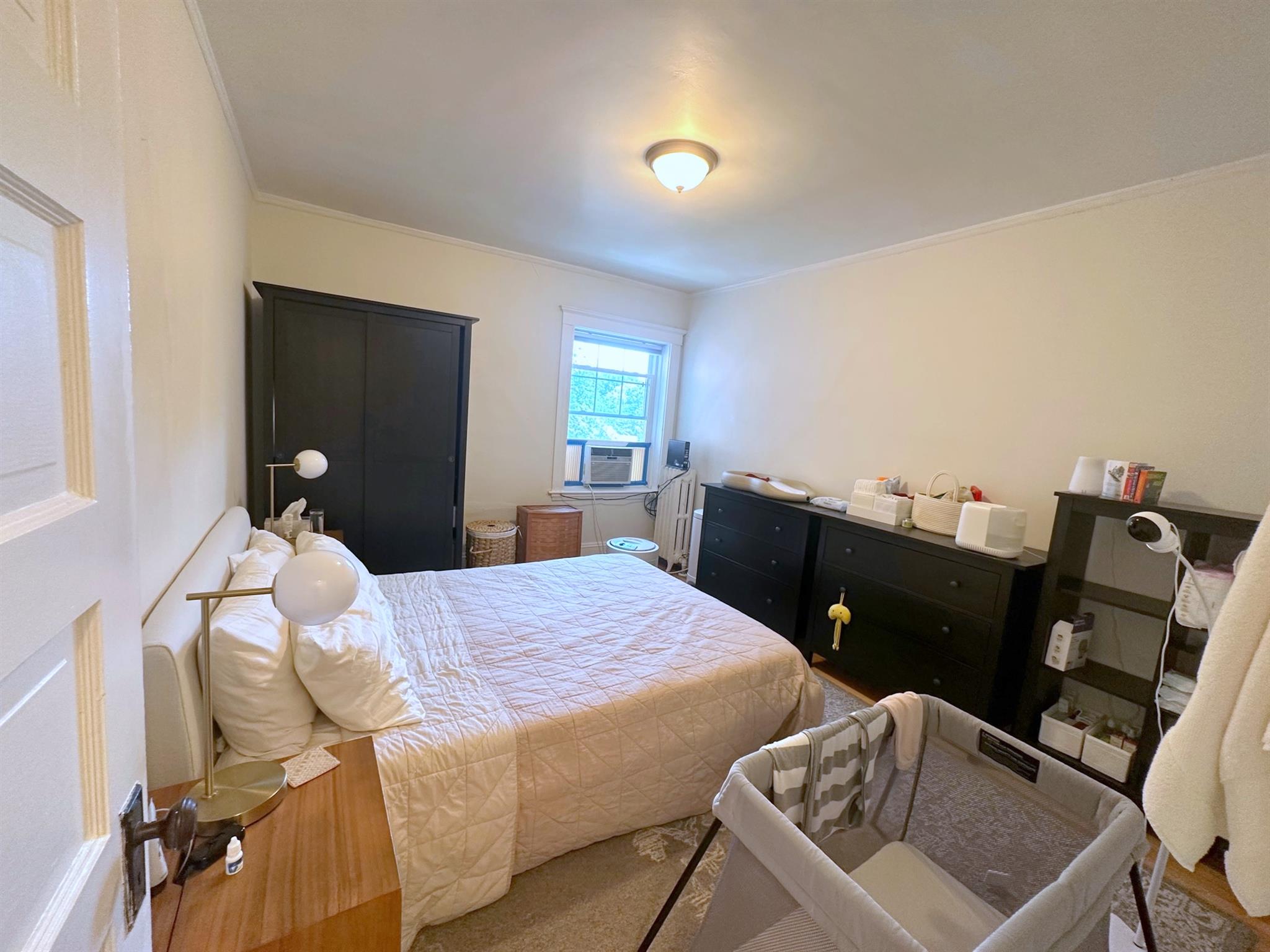 271 Huron Ave, Huron Village