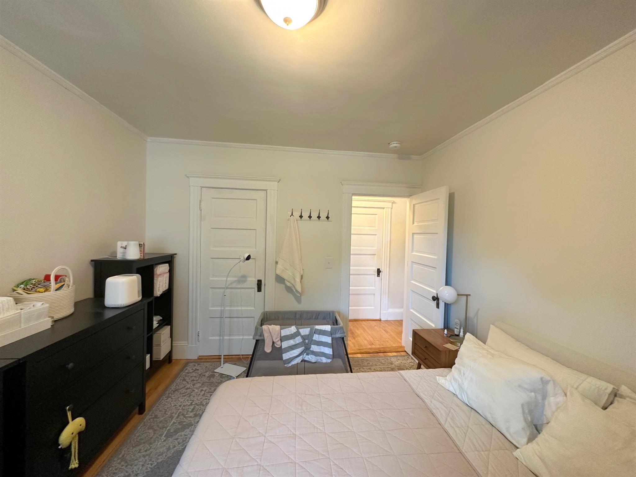 271 Huron Ave, Huron Village