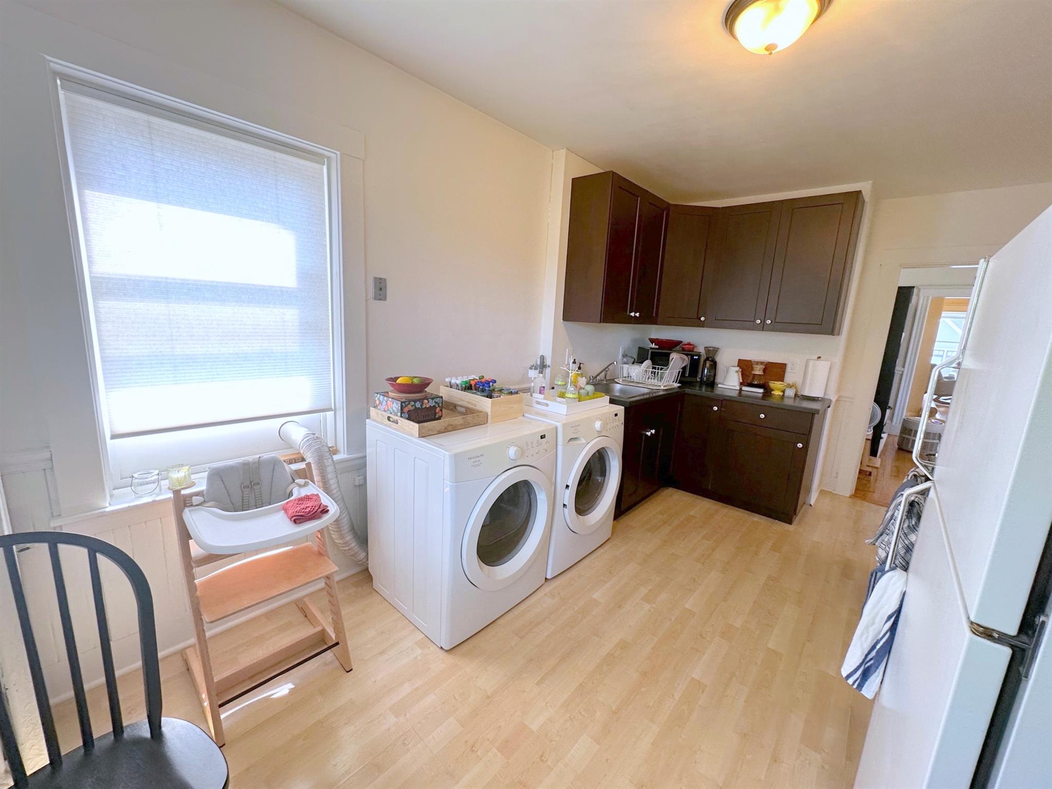 271 Huron Ave, Huron Village