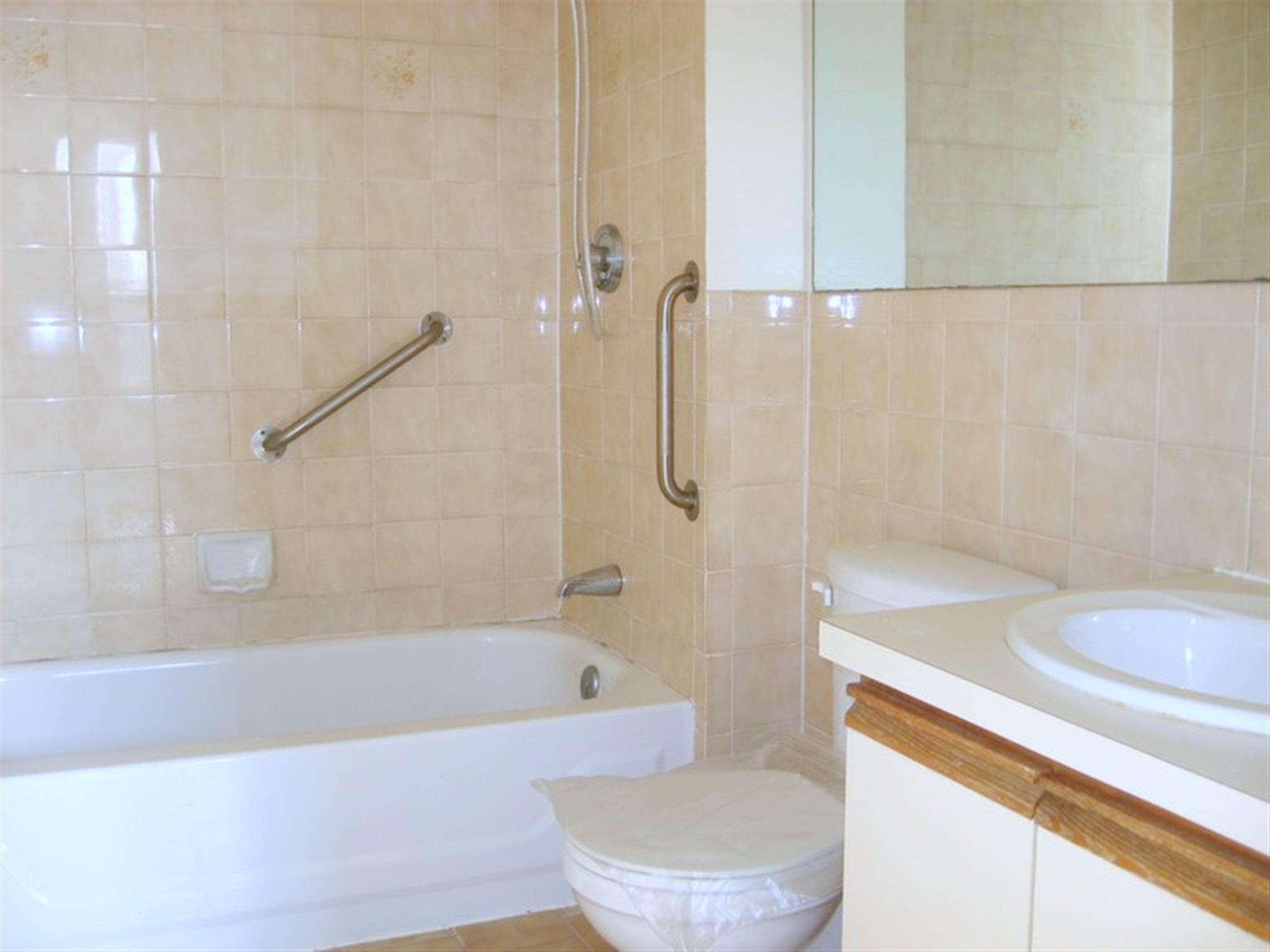 407 Broadway, Ball Square