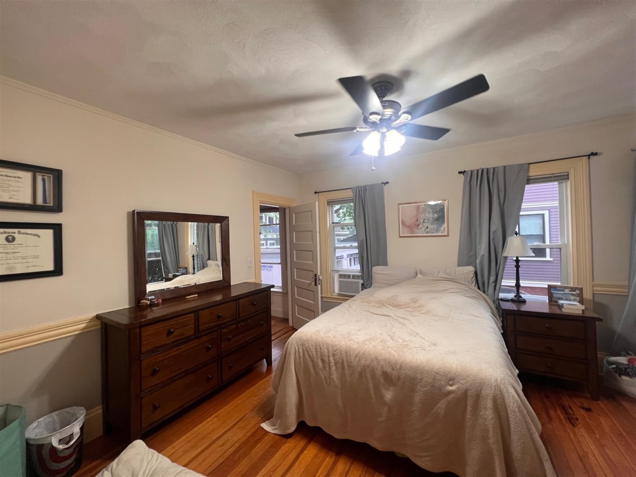 106 College Ave, Tufts