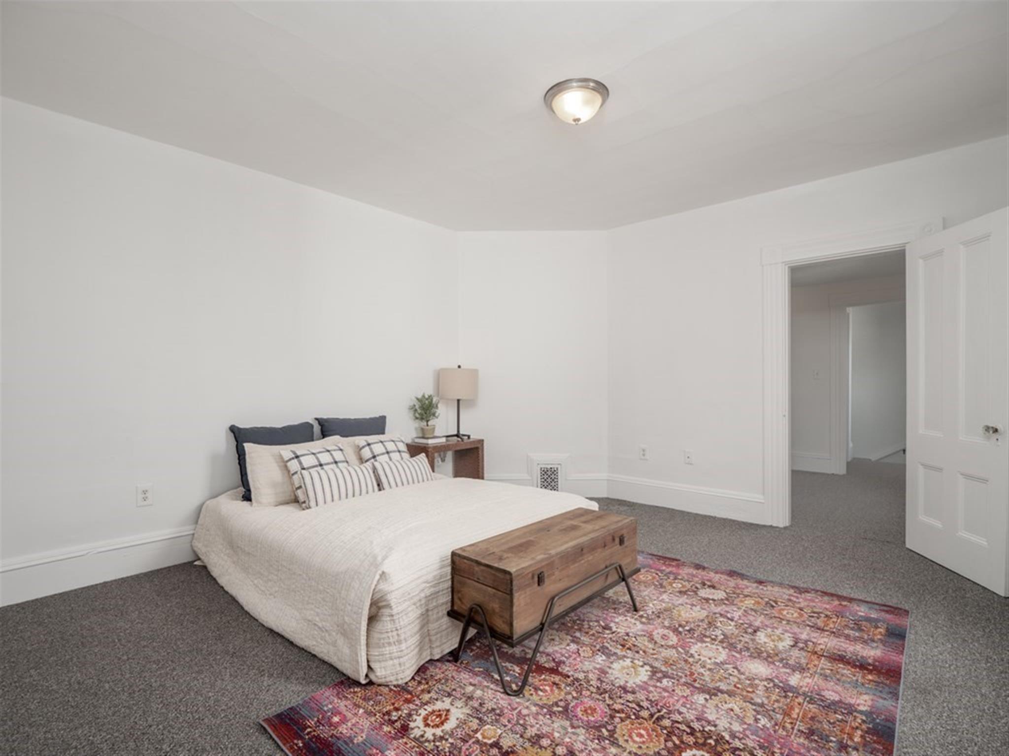 29 Florence St, Medford