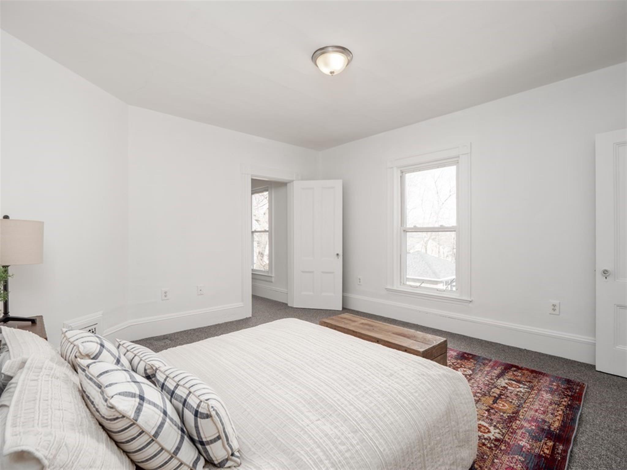 29 Florence St, Medford