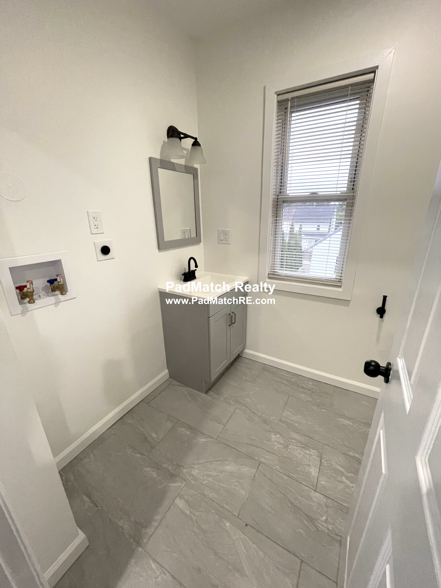 32 Bowen Ave, Medford