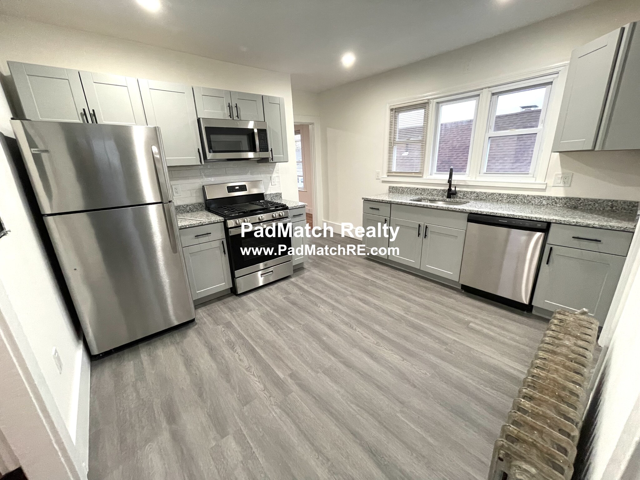 32 Bowen Ave, Medford