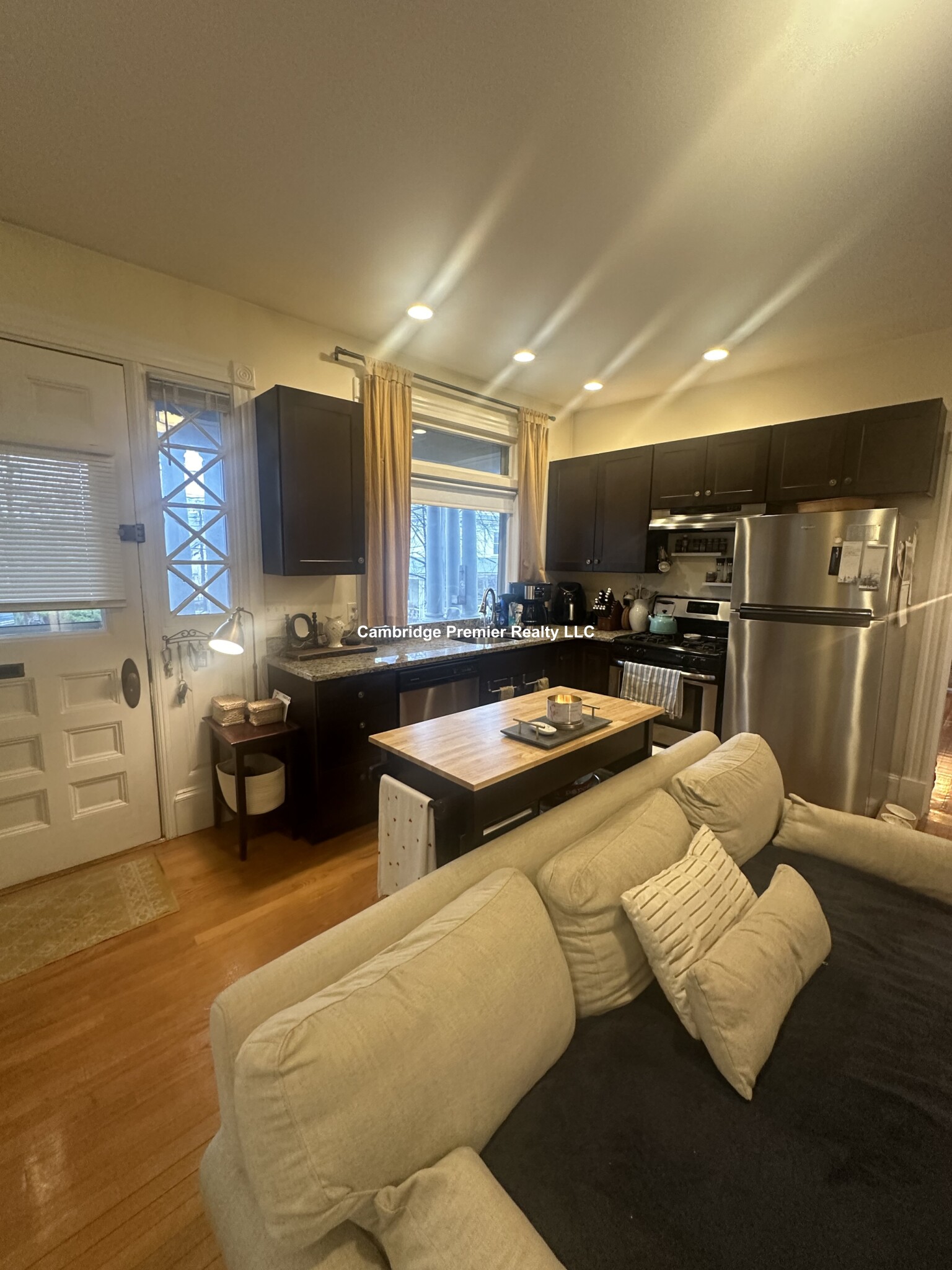 32 Dana St, Mid-Cambridge