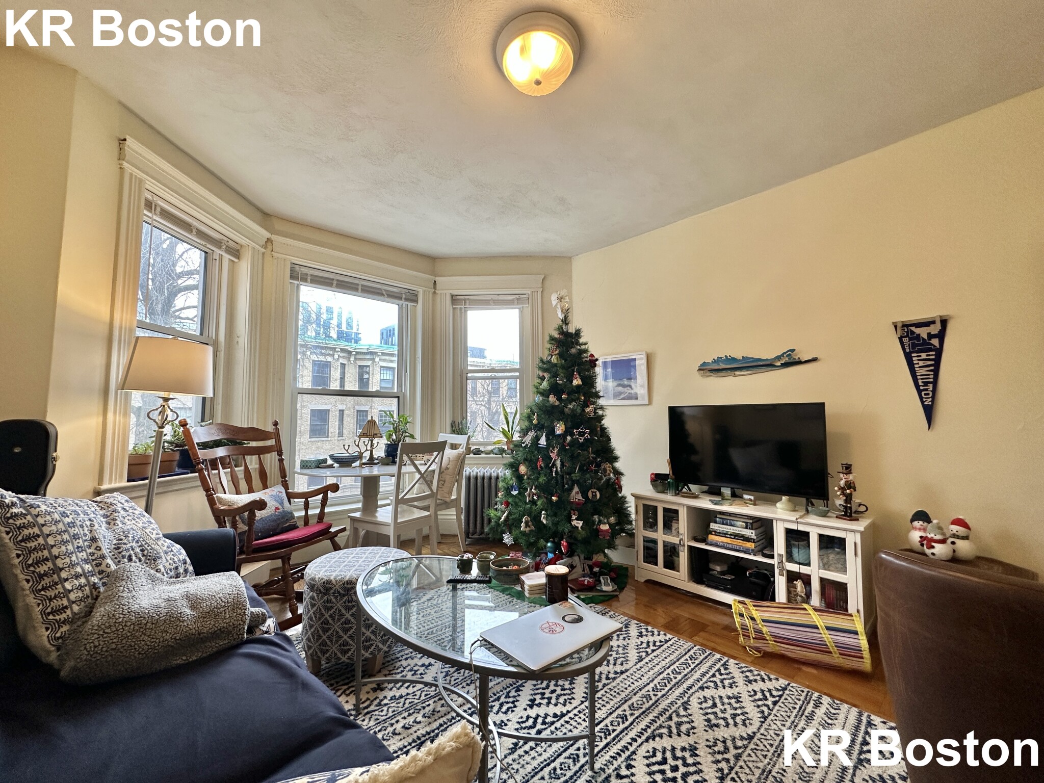 32 Queensberry St, Fenway