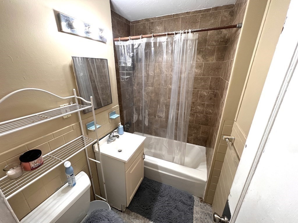 32 Reedsdale, Allston