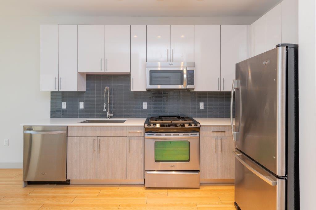 320 D St, South Boston