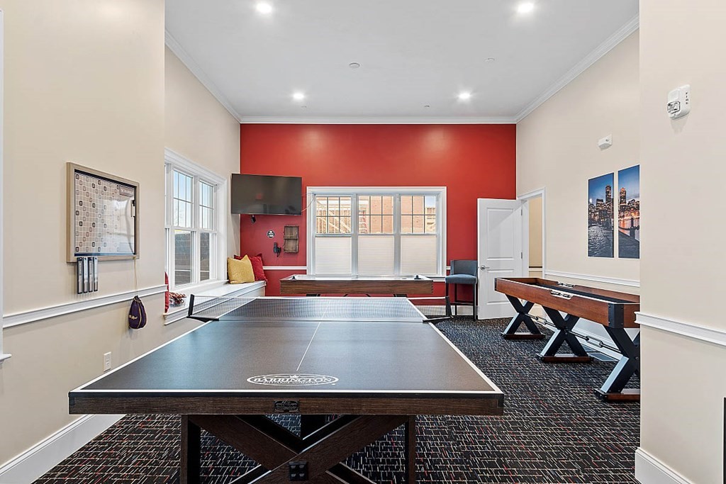 320 Middlesex Ave, Medford