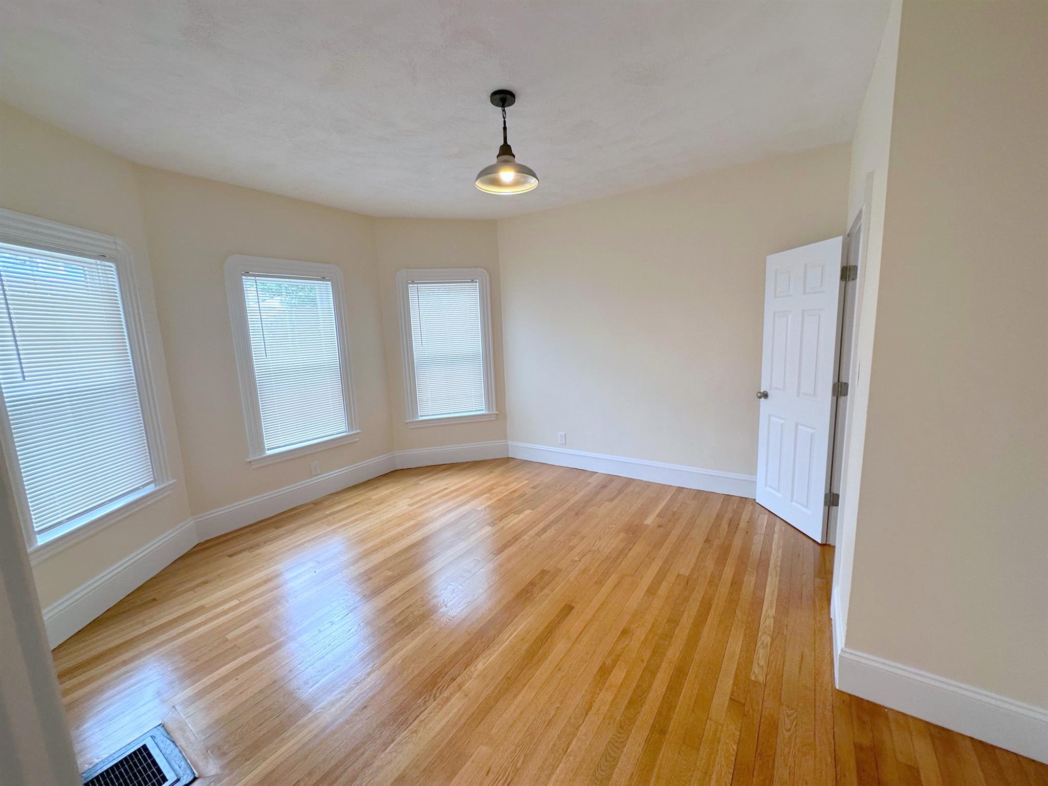 110 Hudson St, Porter Square