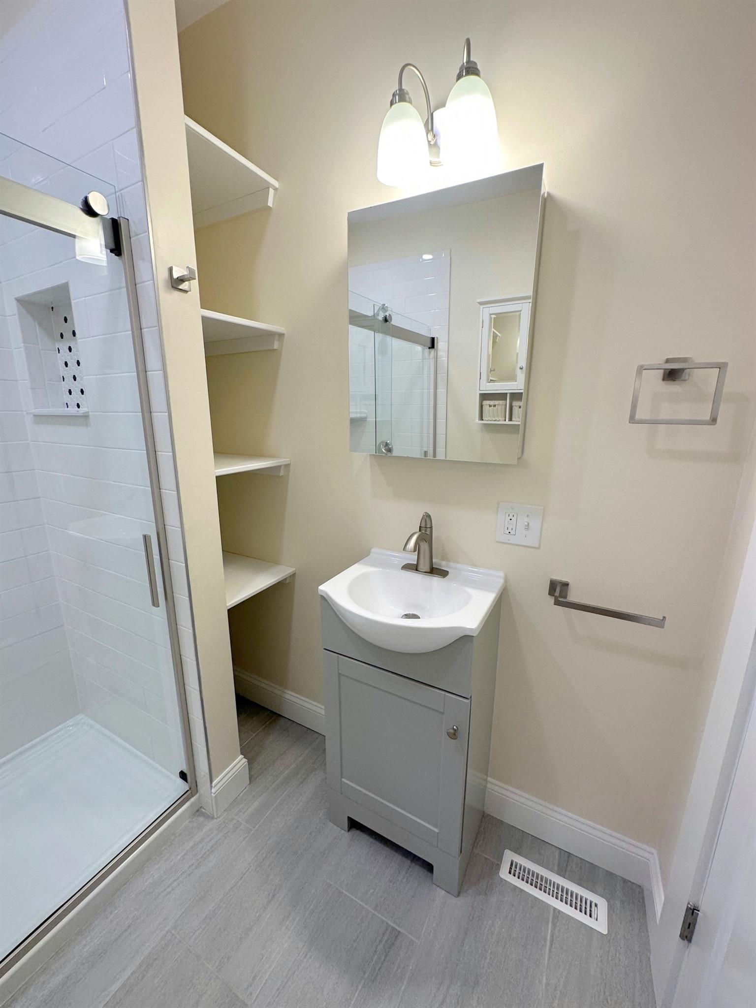 110 Hudson St, Porter Square