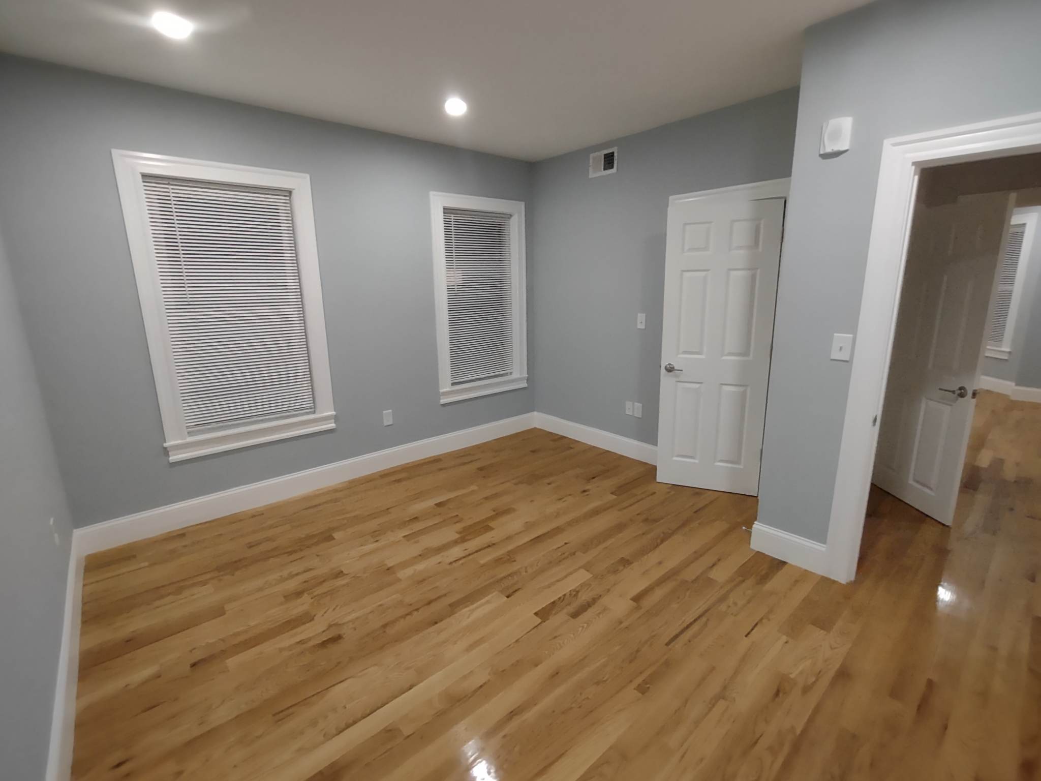 372 Oxford St, Porter Square