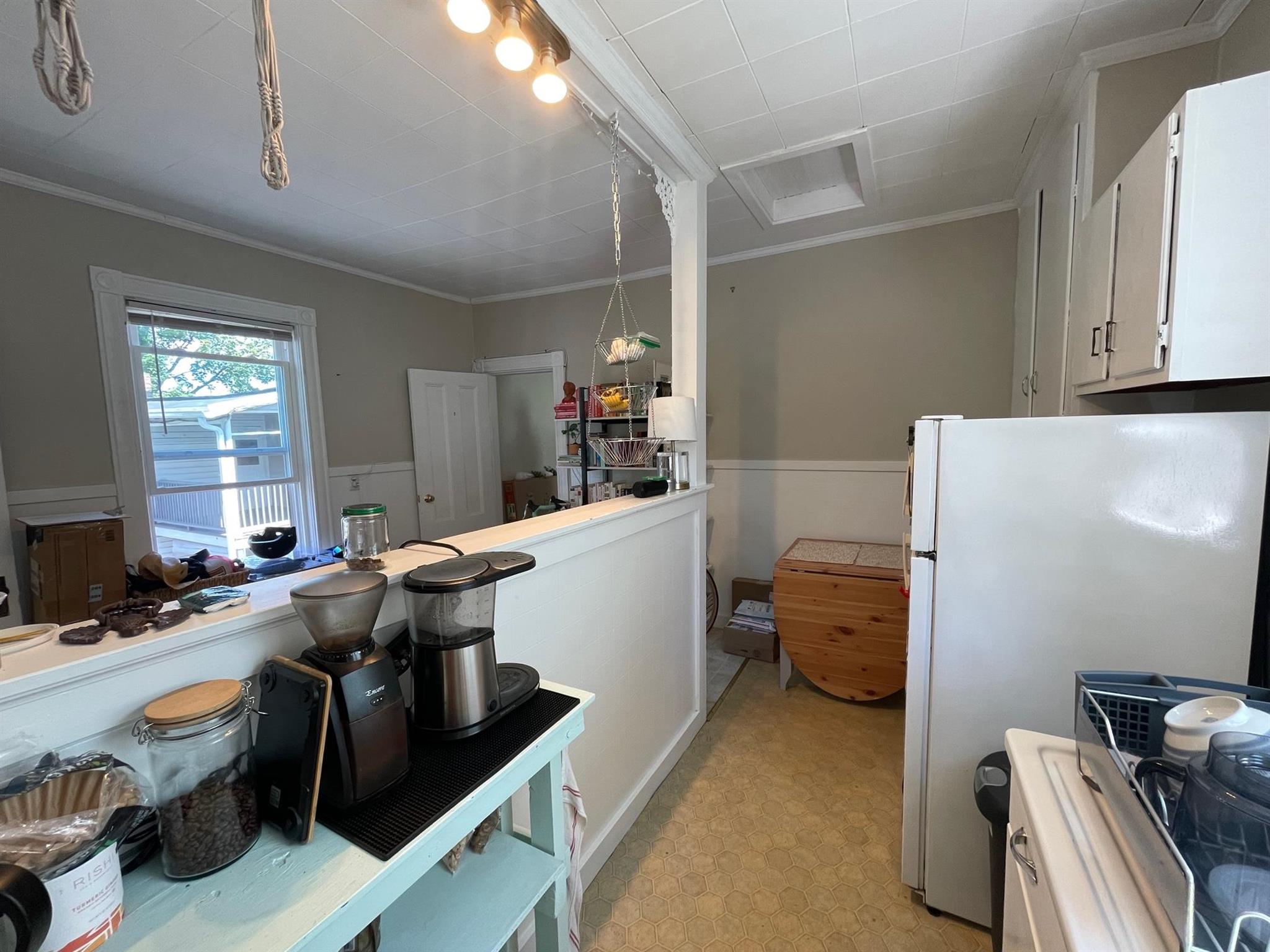 75 Dover St, Davis Square