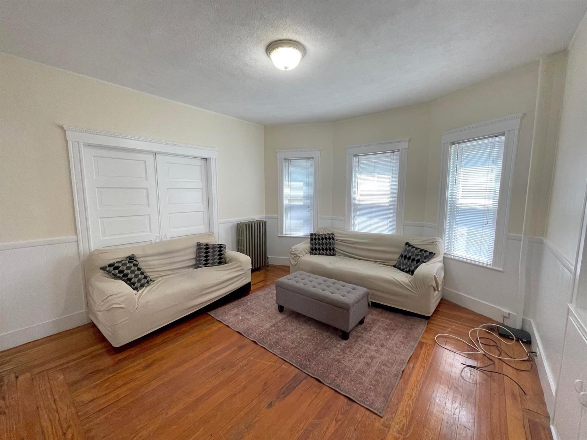 26 Russell Rd, Teele Square