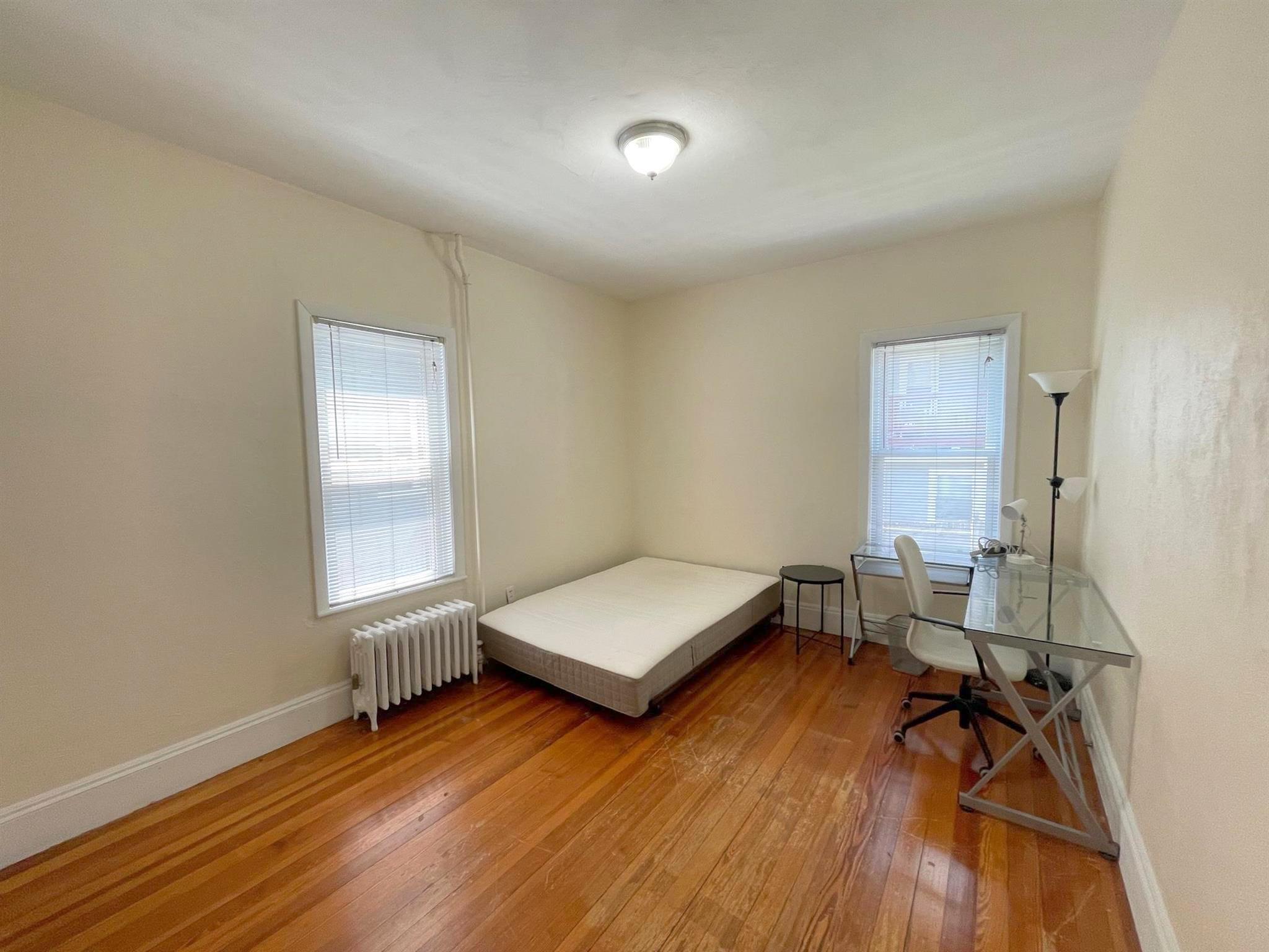 26 Russell Rd, Teele Square