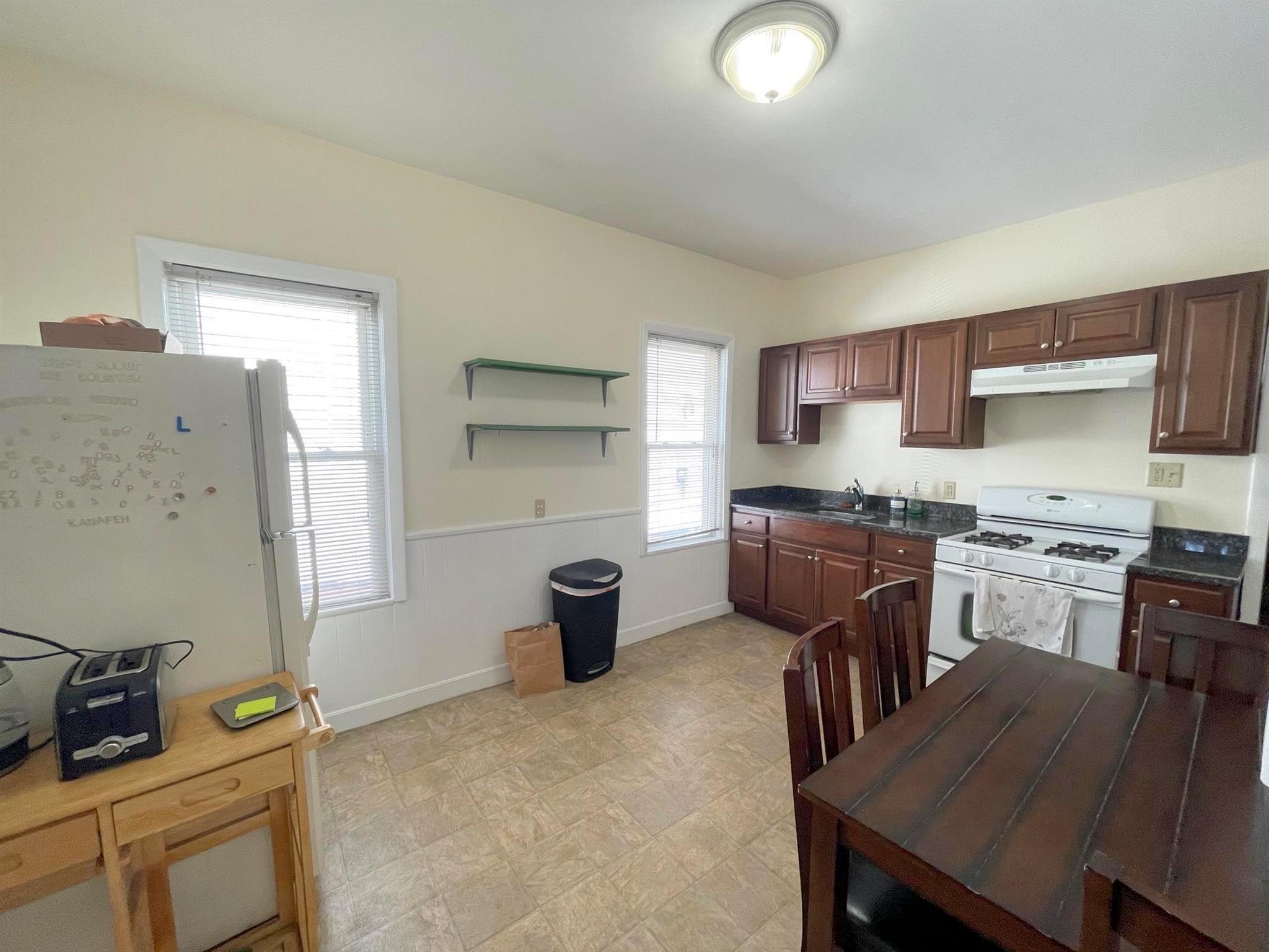 26 Russell Rd, Teele Square