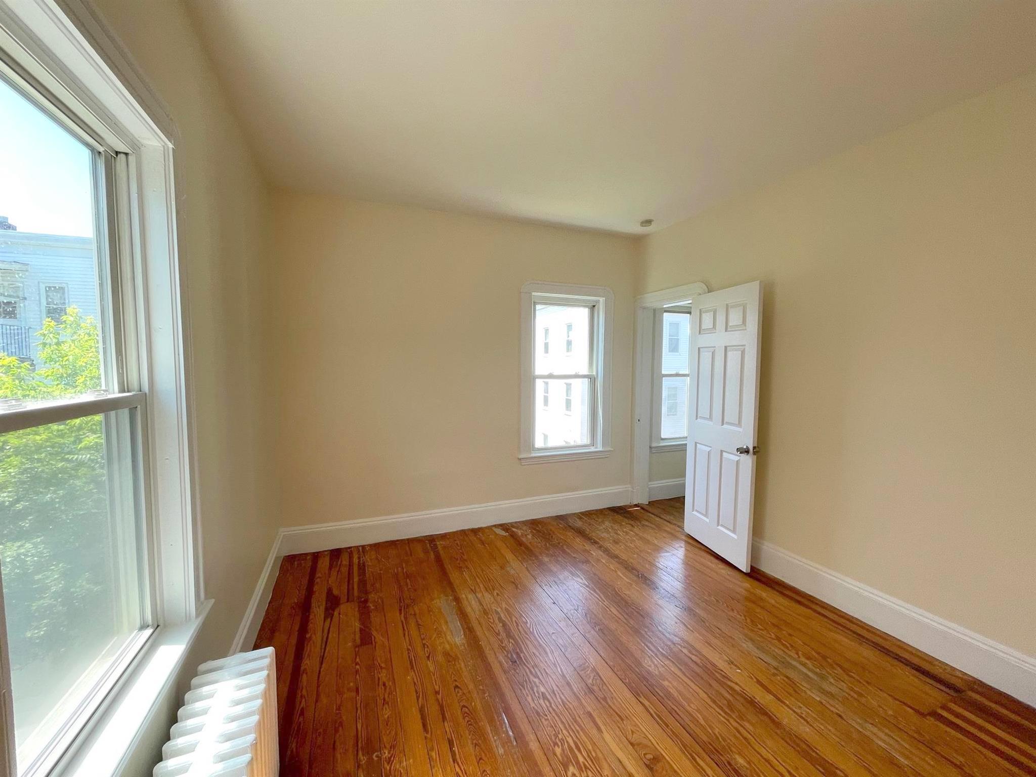 26 Russell Rd, Teele Square