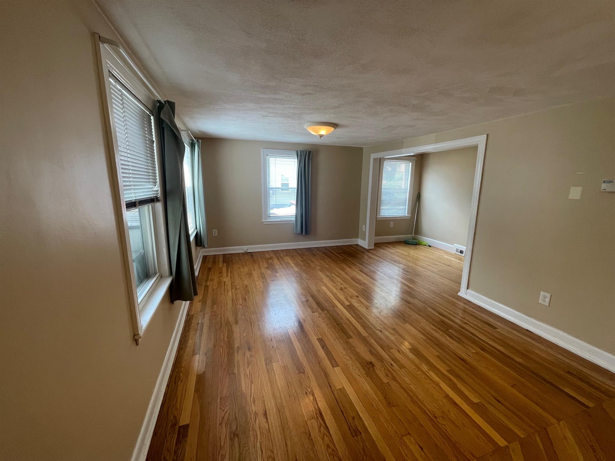 32 Linden Ave, Porter Square