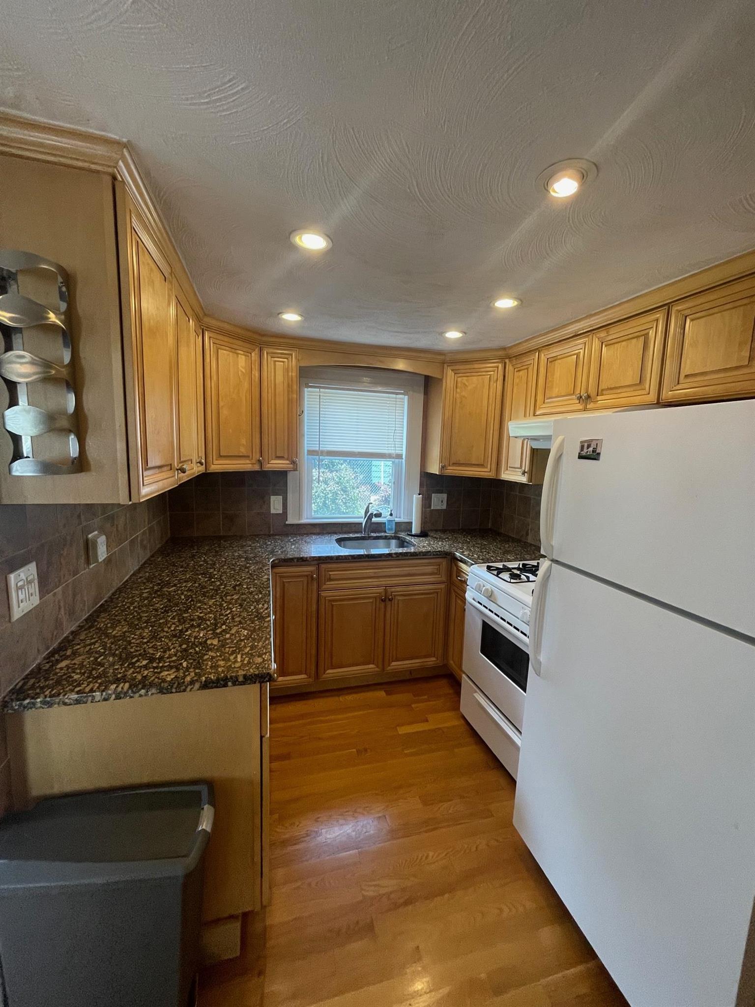 32 Linden Ave, Porter Square