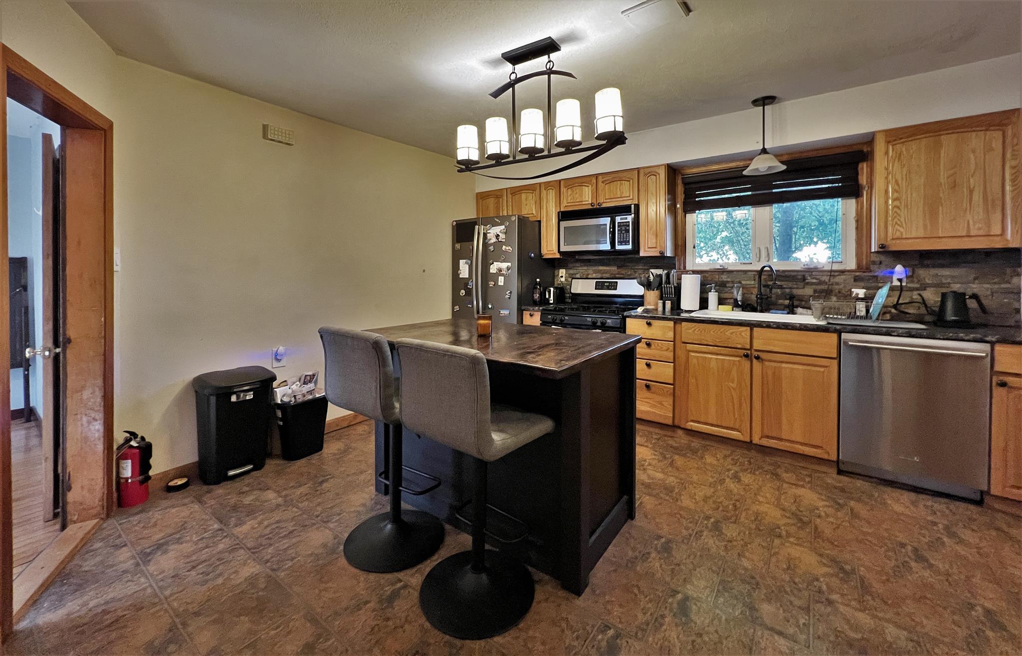 10 Winchester Ct, Medford