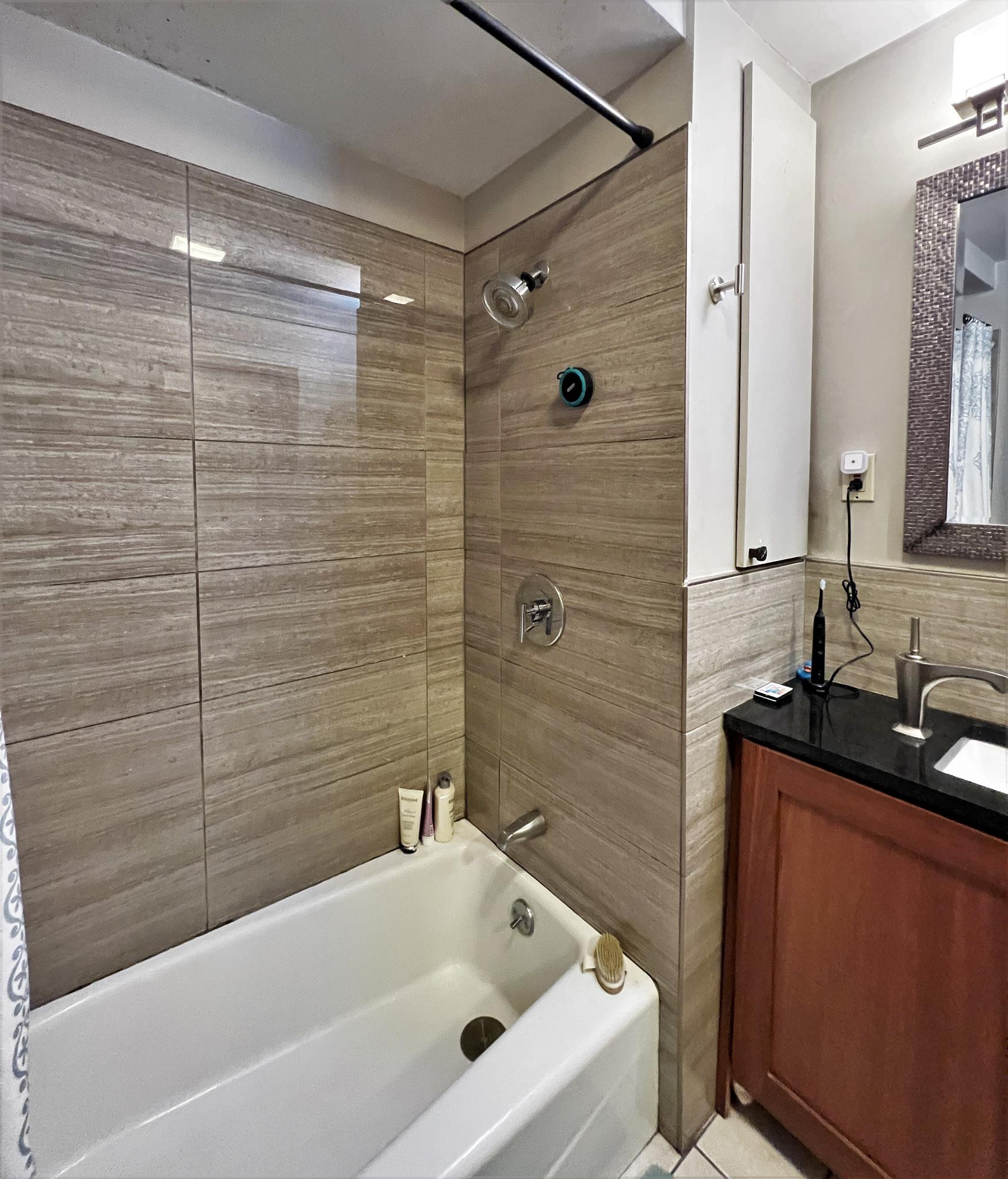 10 Winchester Ct, Medford