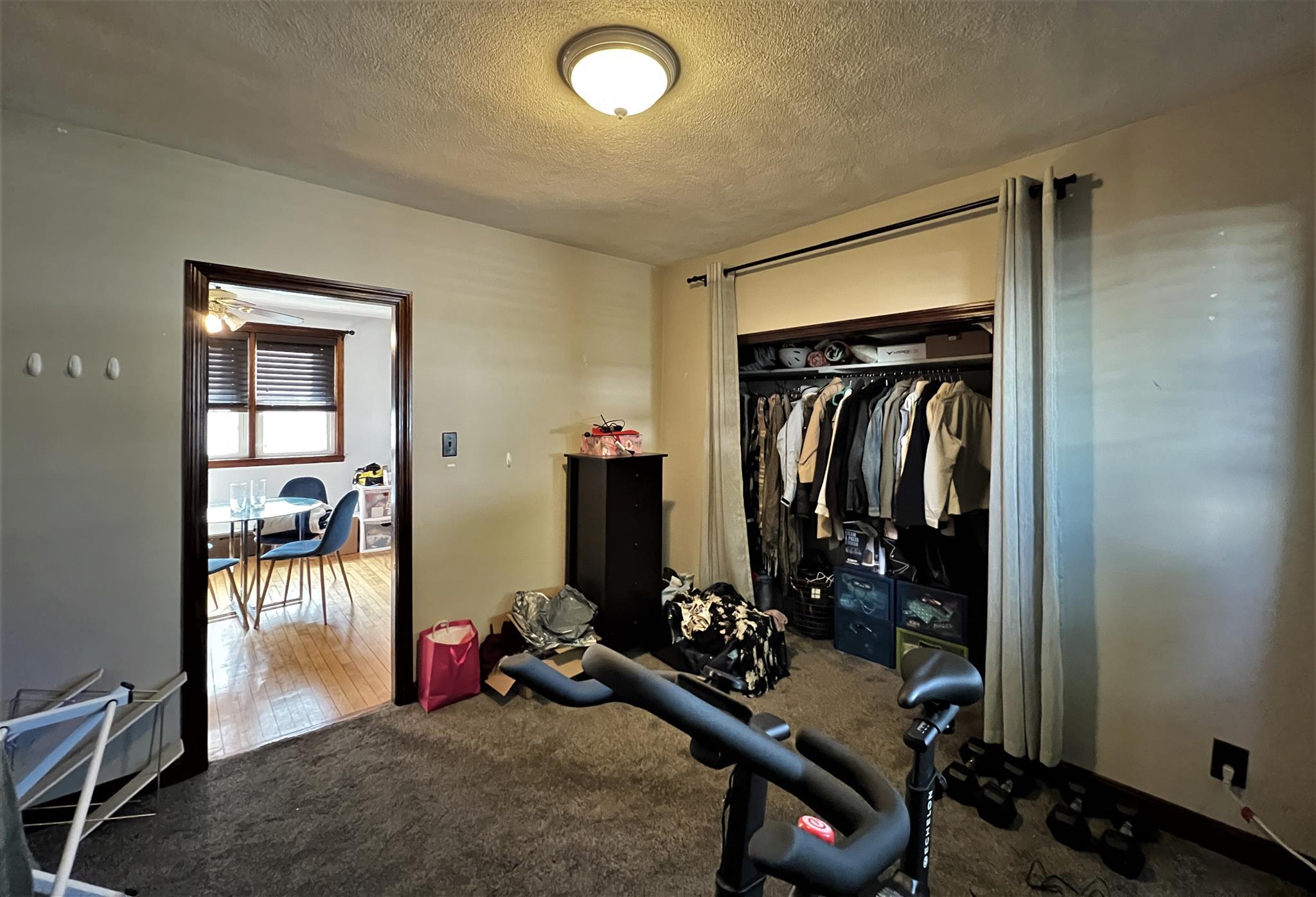 10 Winchester Ct, Medford