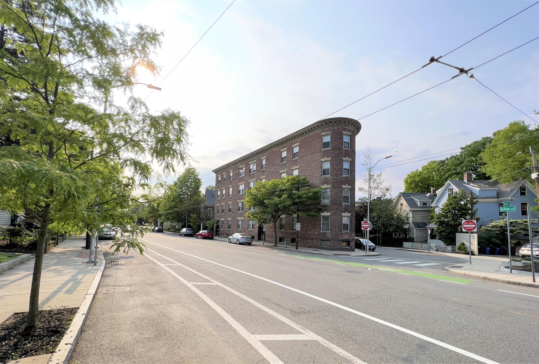 269 Huron Ave, Huron Village