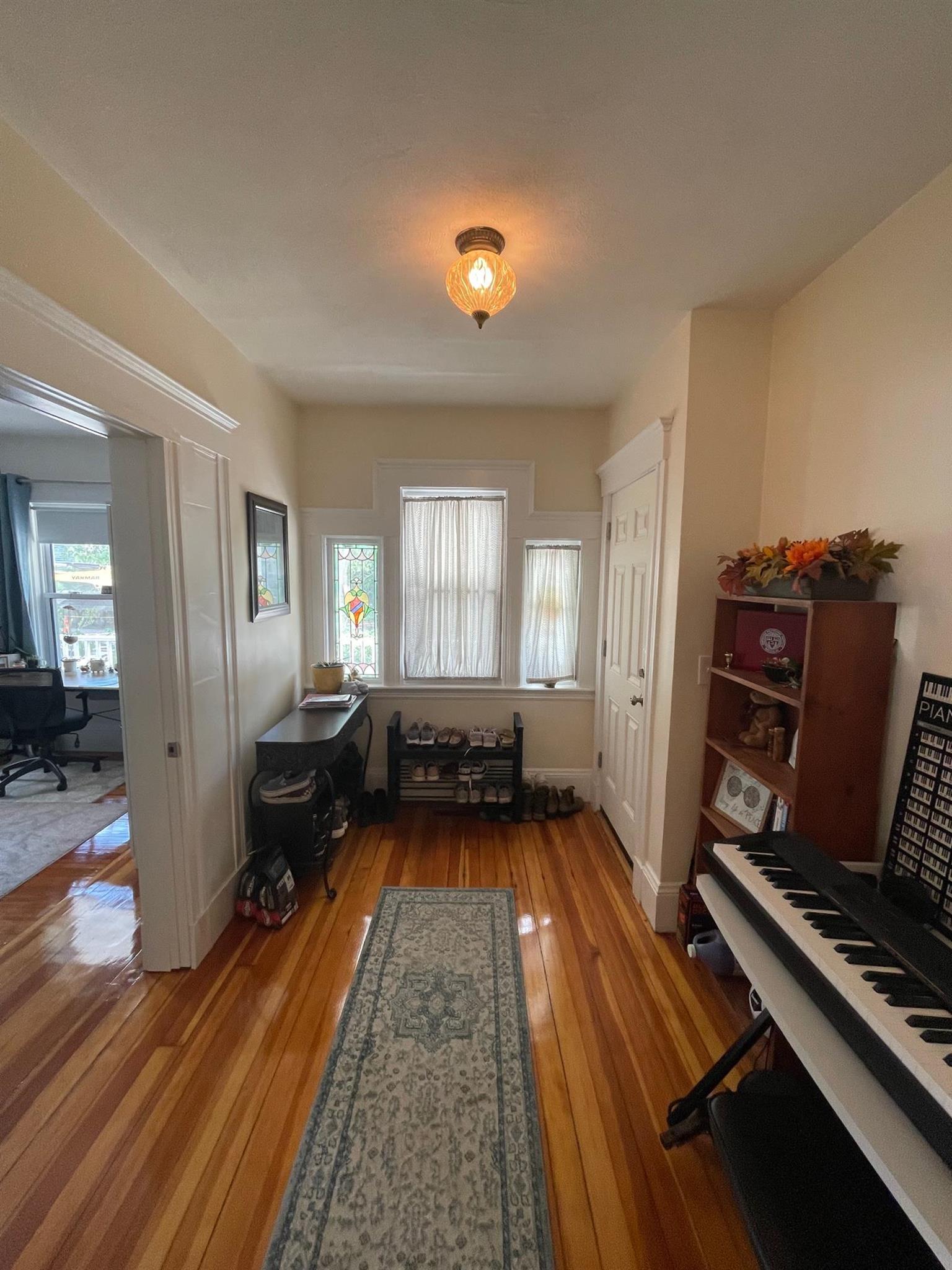 11 Ossipee Rd, Davis Square