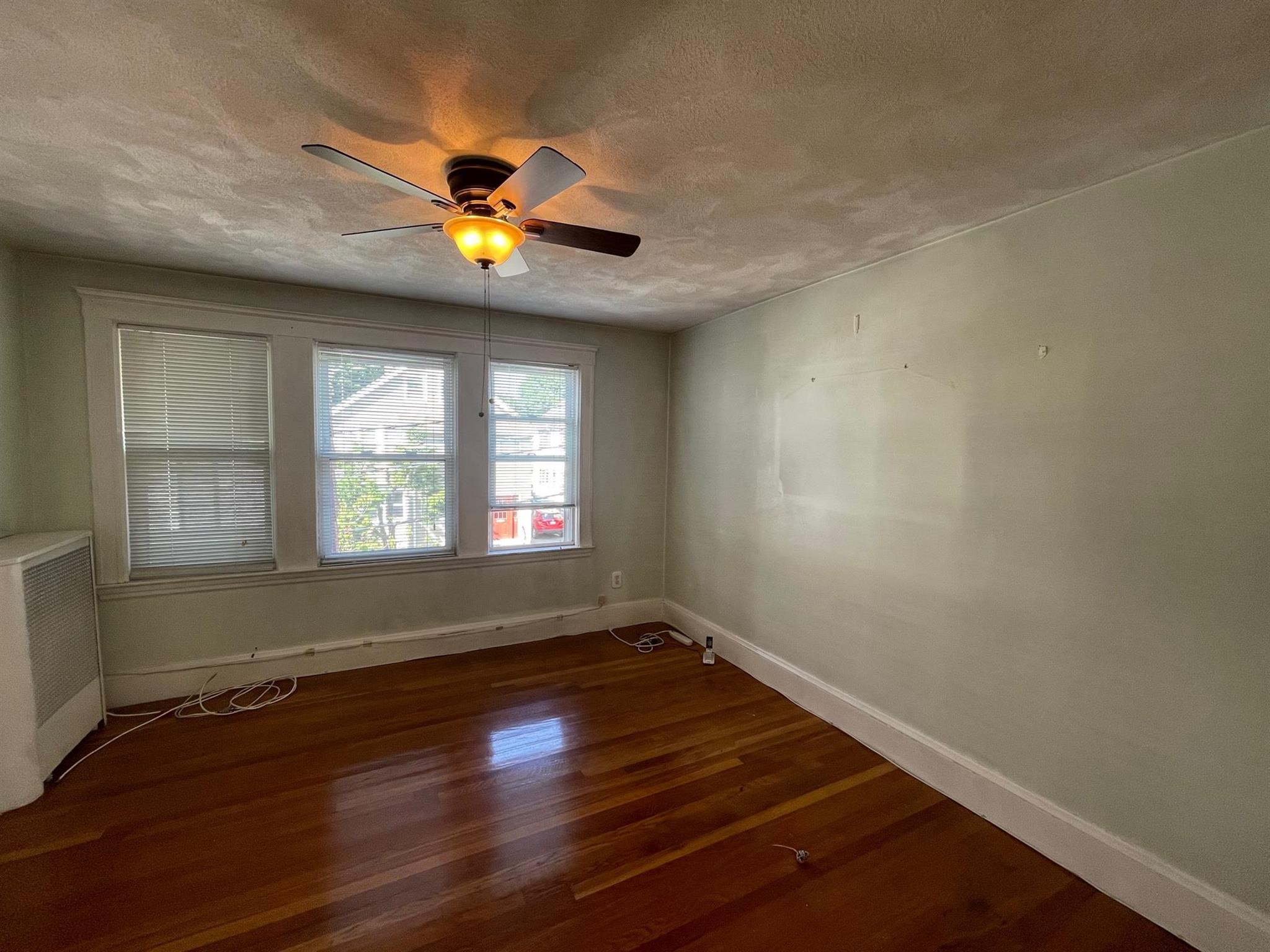 15 Irvington Rd, Teele Square