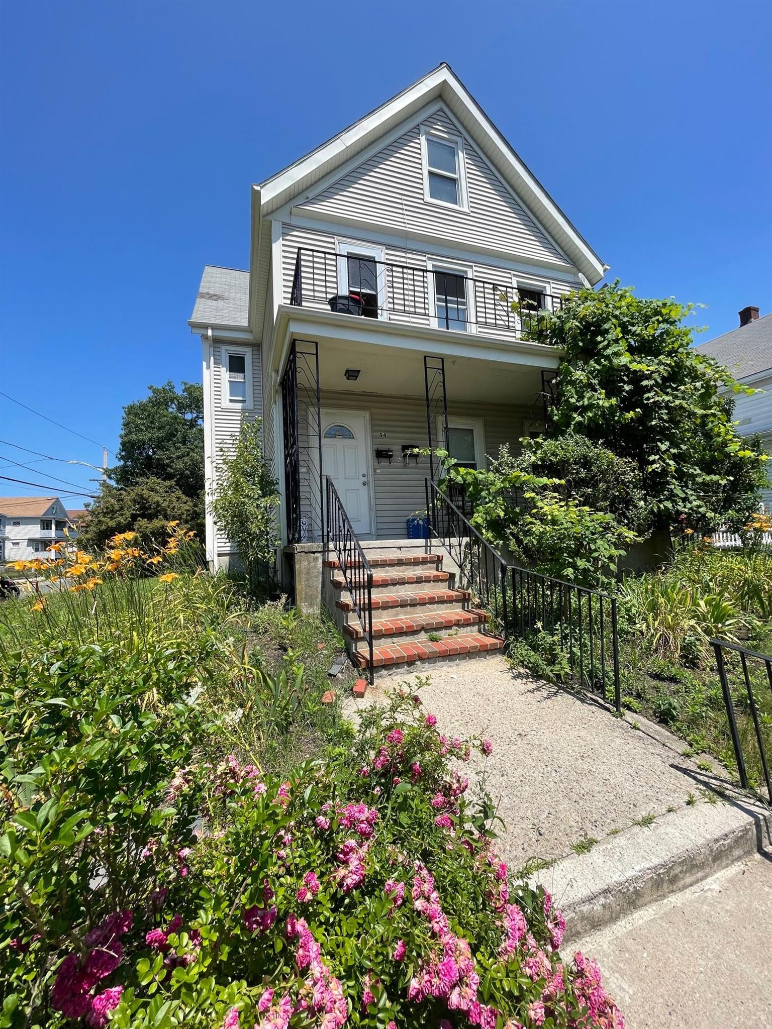 94 Central Ave, Tufts University