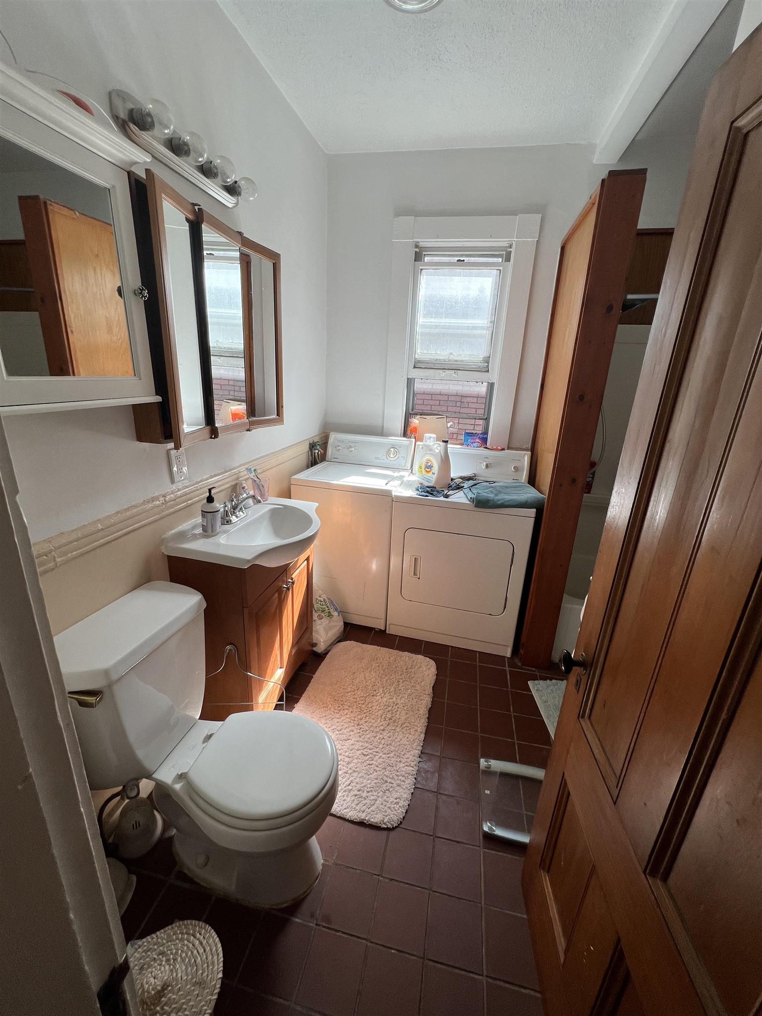 507 Green St, Central Square