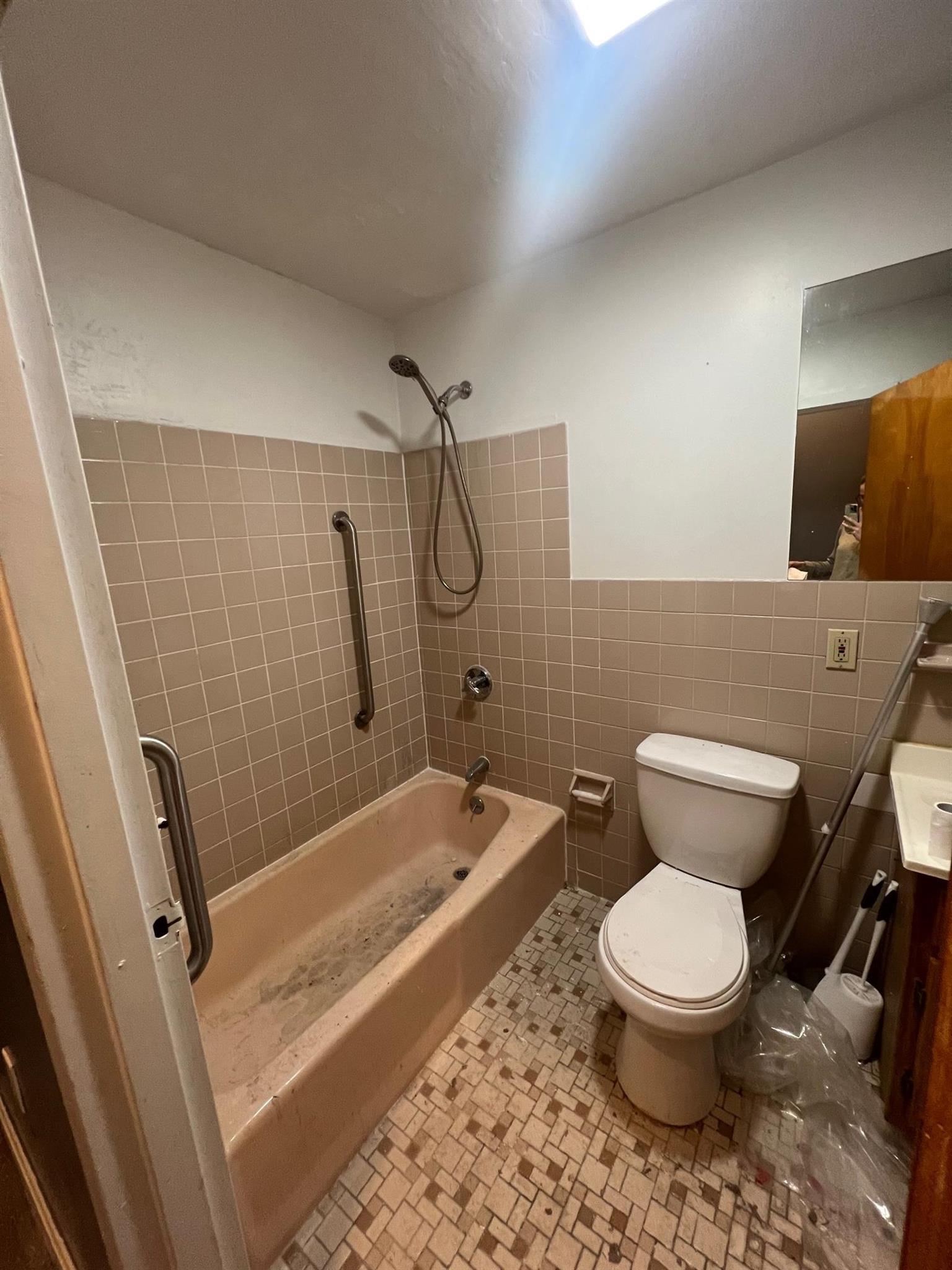 16 Union Sq, Inman Square