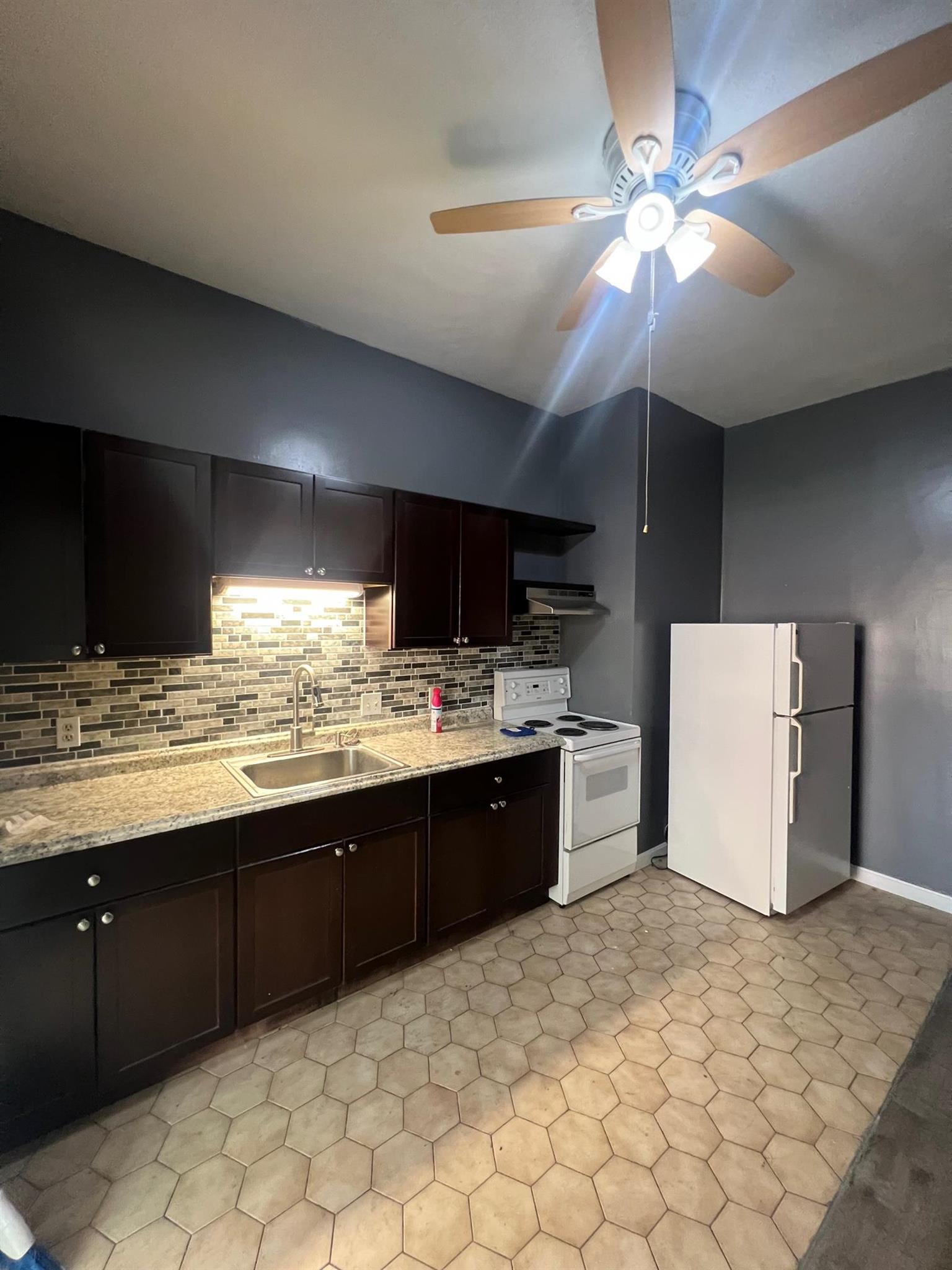 16 Union Sq, Union Square