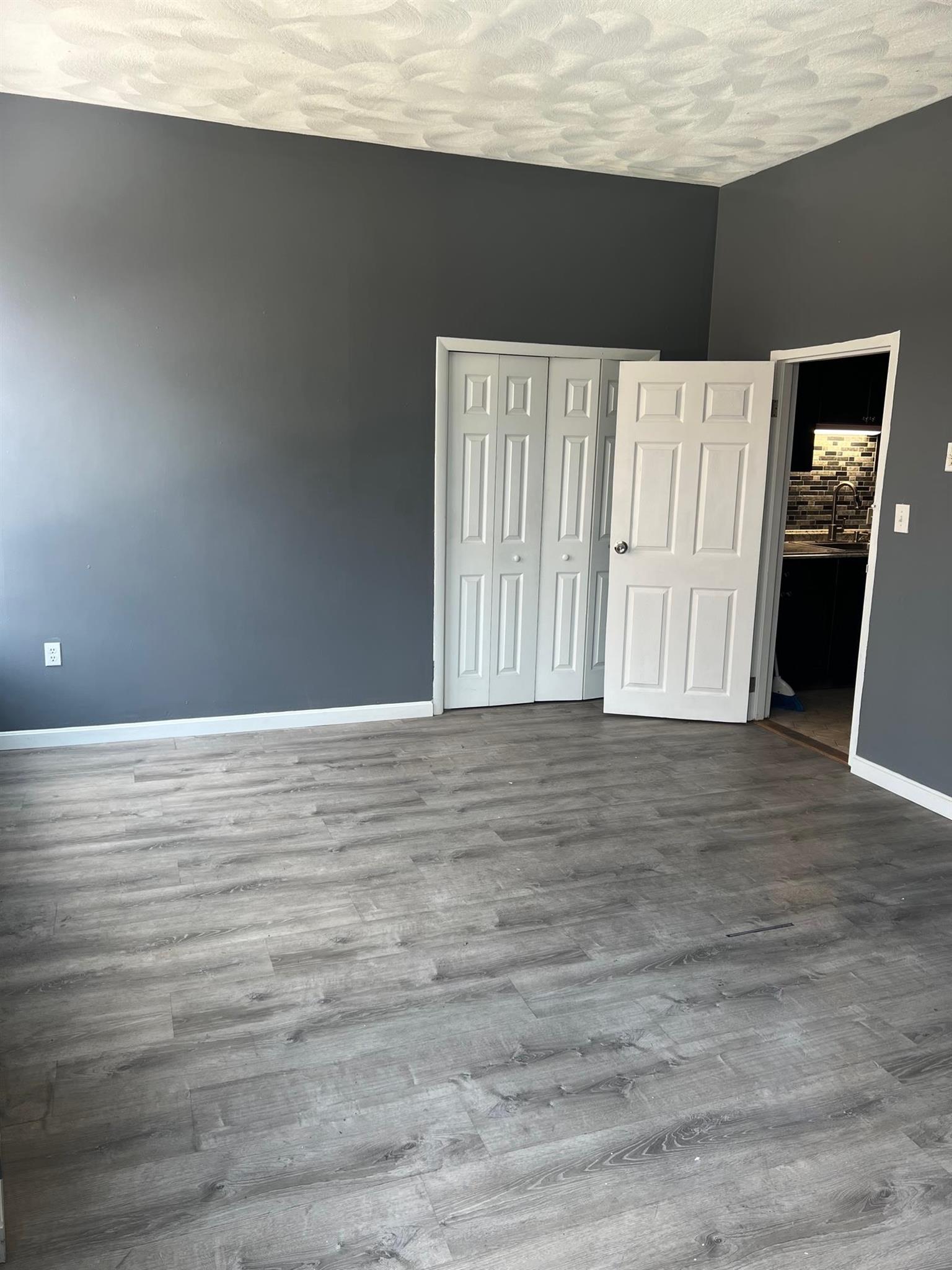 16 Union Sq, Inman Square