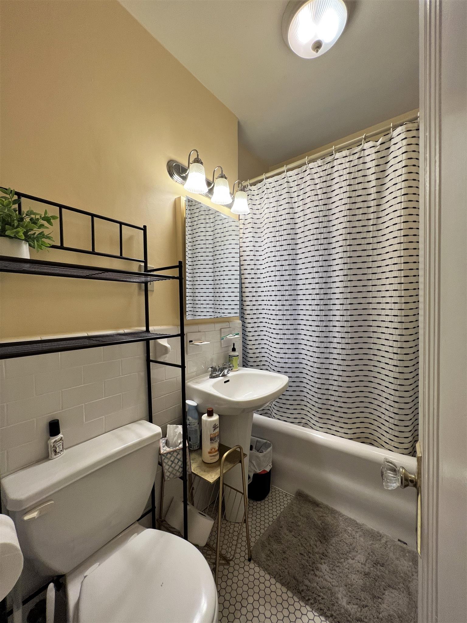 852 Massachusetts Ave, Central Square