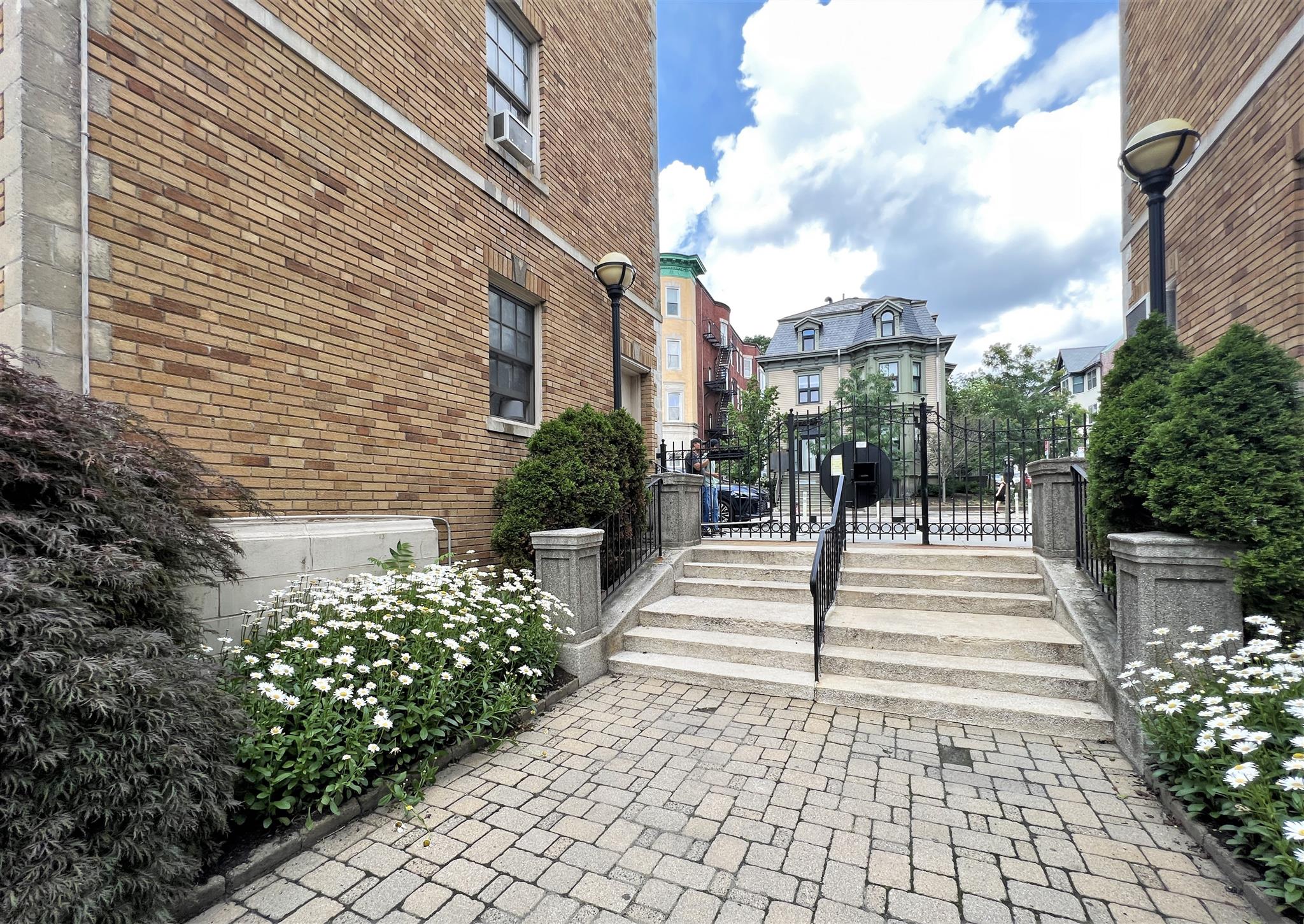 852 Massachusetts Ave, Central Square