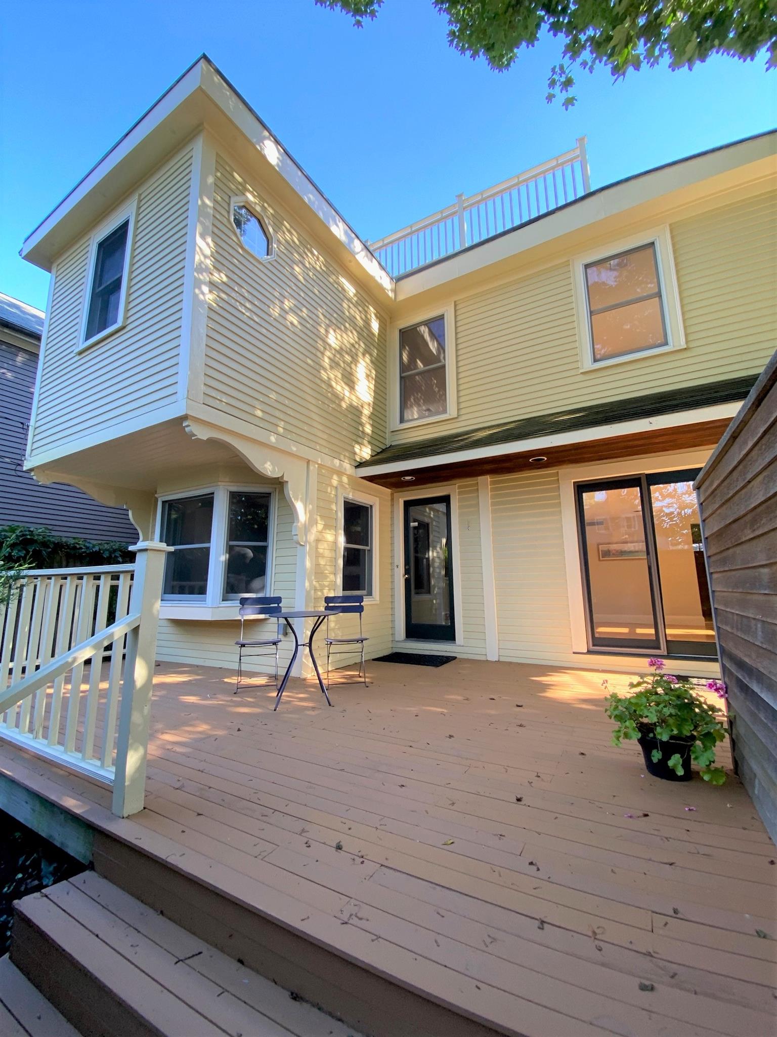 259 Mount Auburn St, Harvard Square