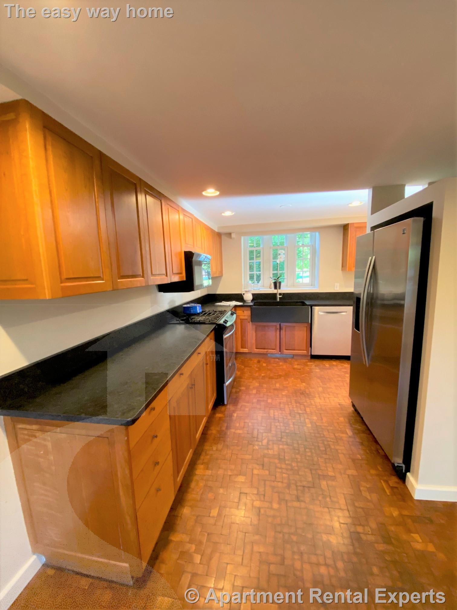 259 Mount Auburn, Harvard Square