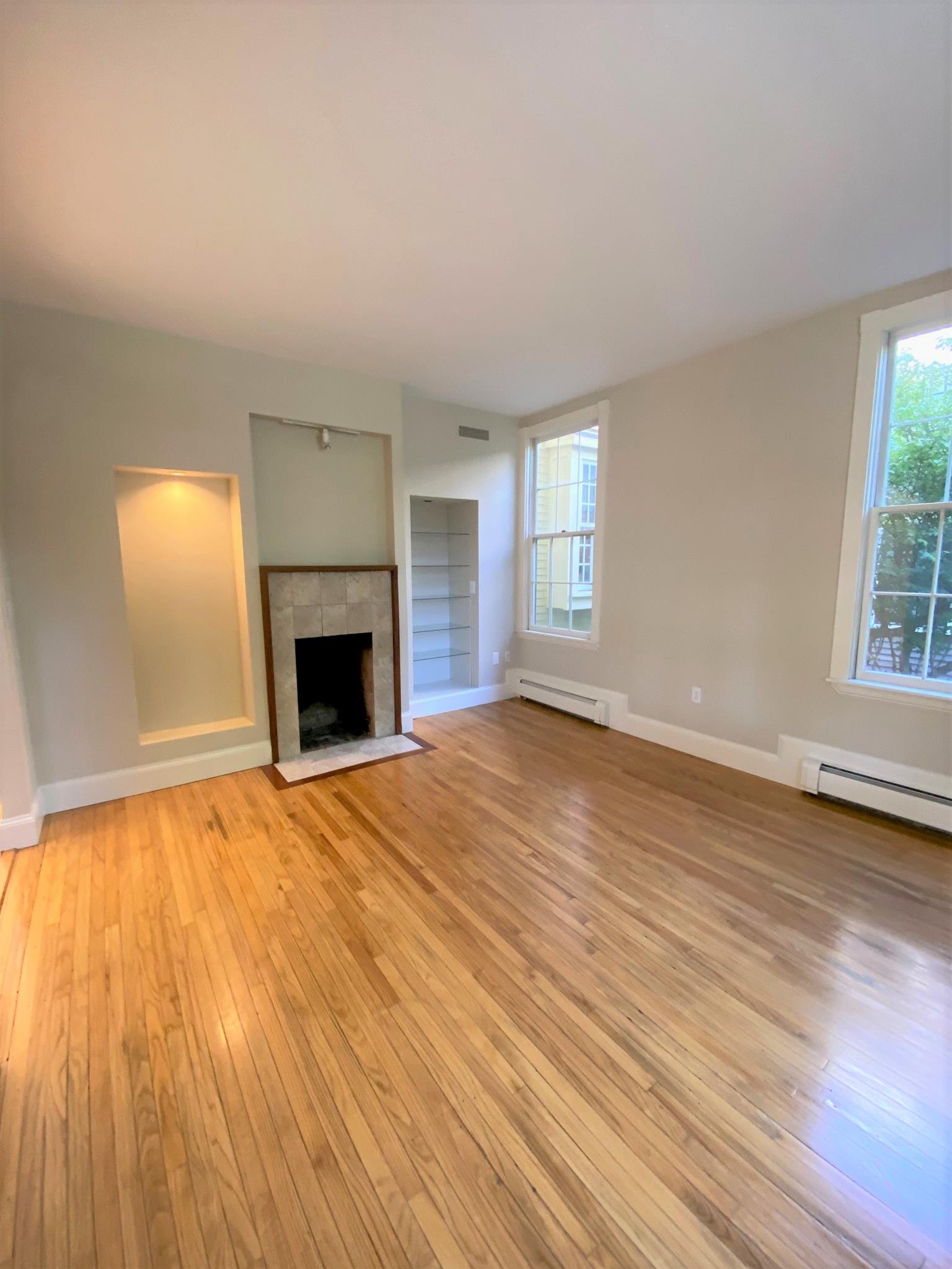 259 Mount Auburn St, Harvard Square