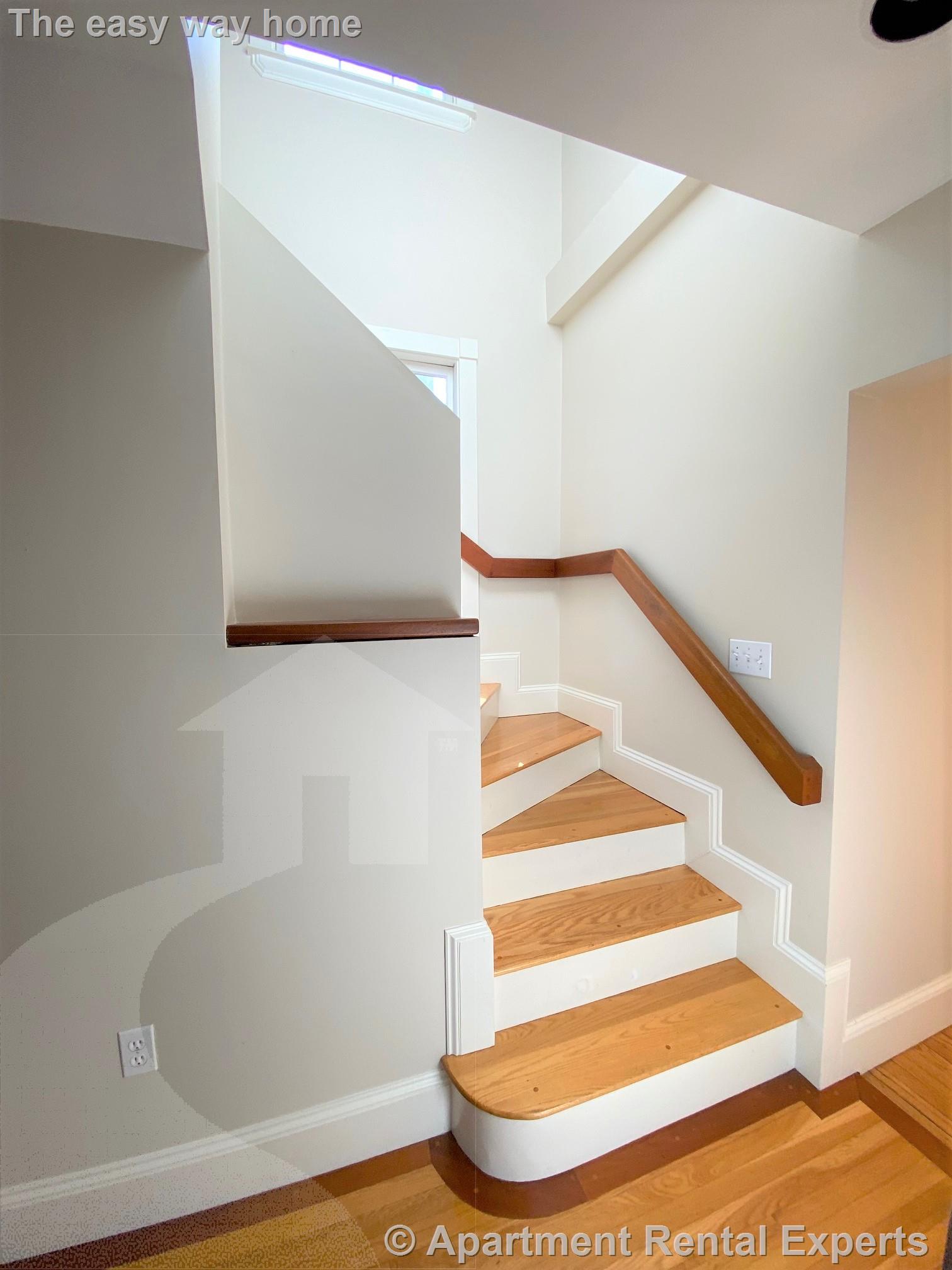 259 Mount Auburn, Harvard Square