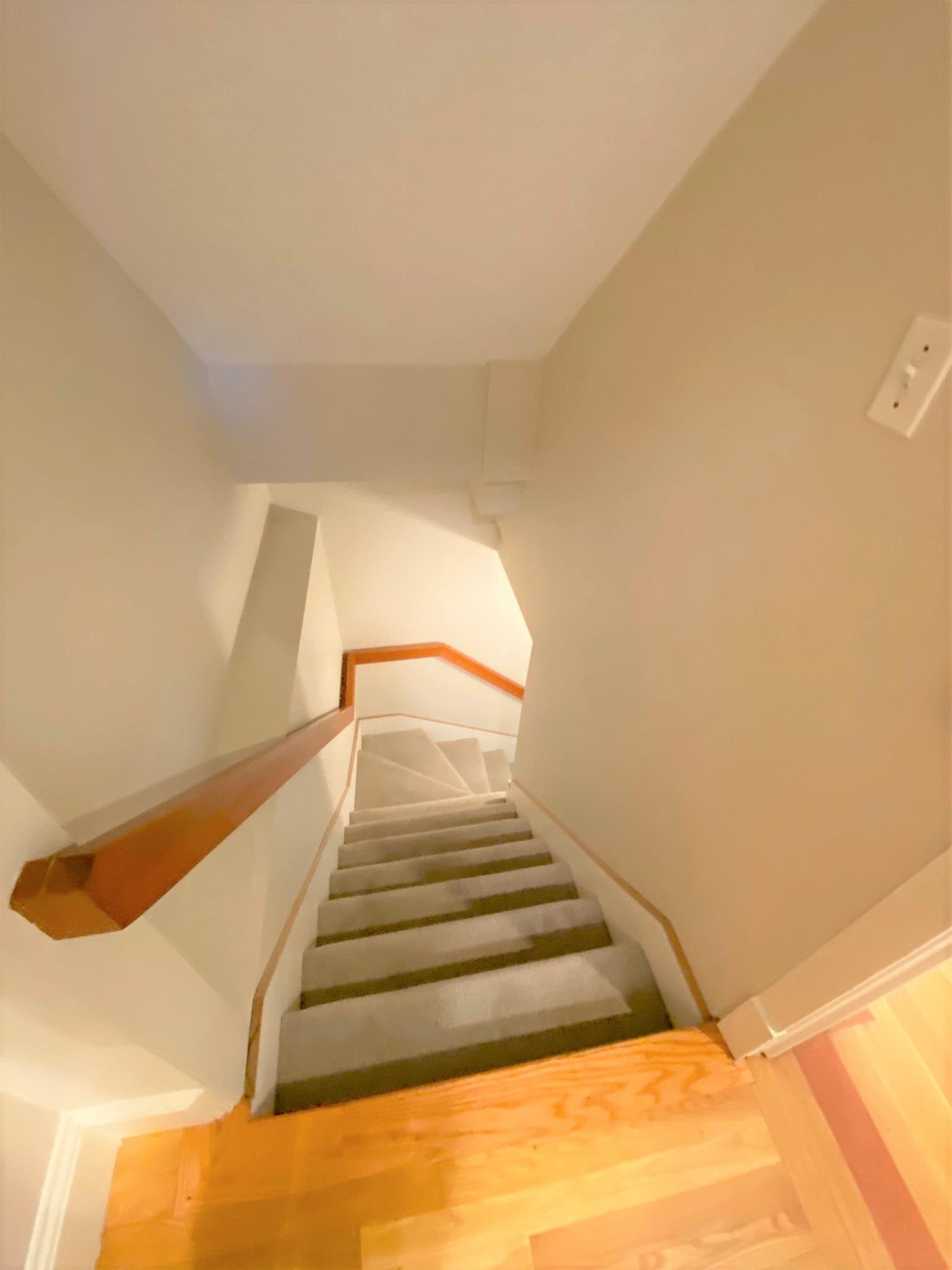 259 Mount Auburn St, Harvard Square