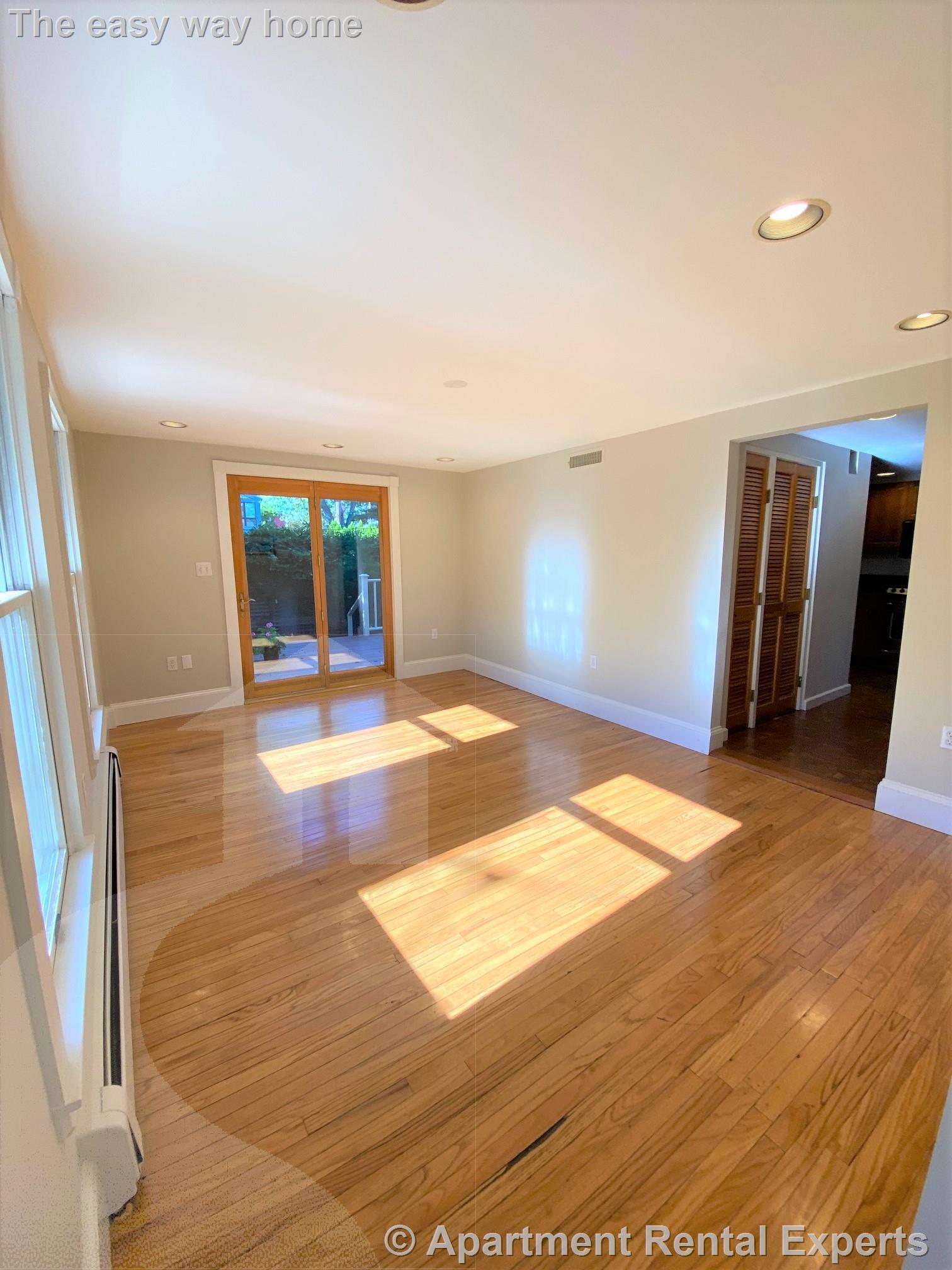 259 Mount Auburn, Harvard Square