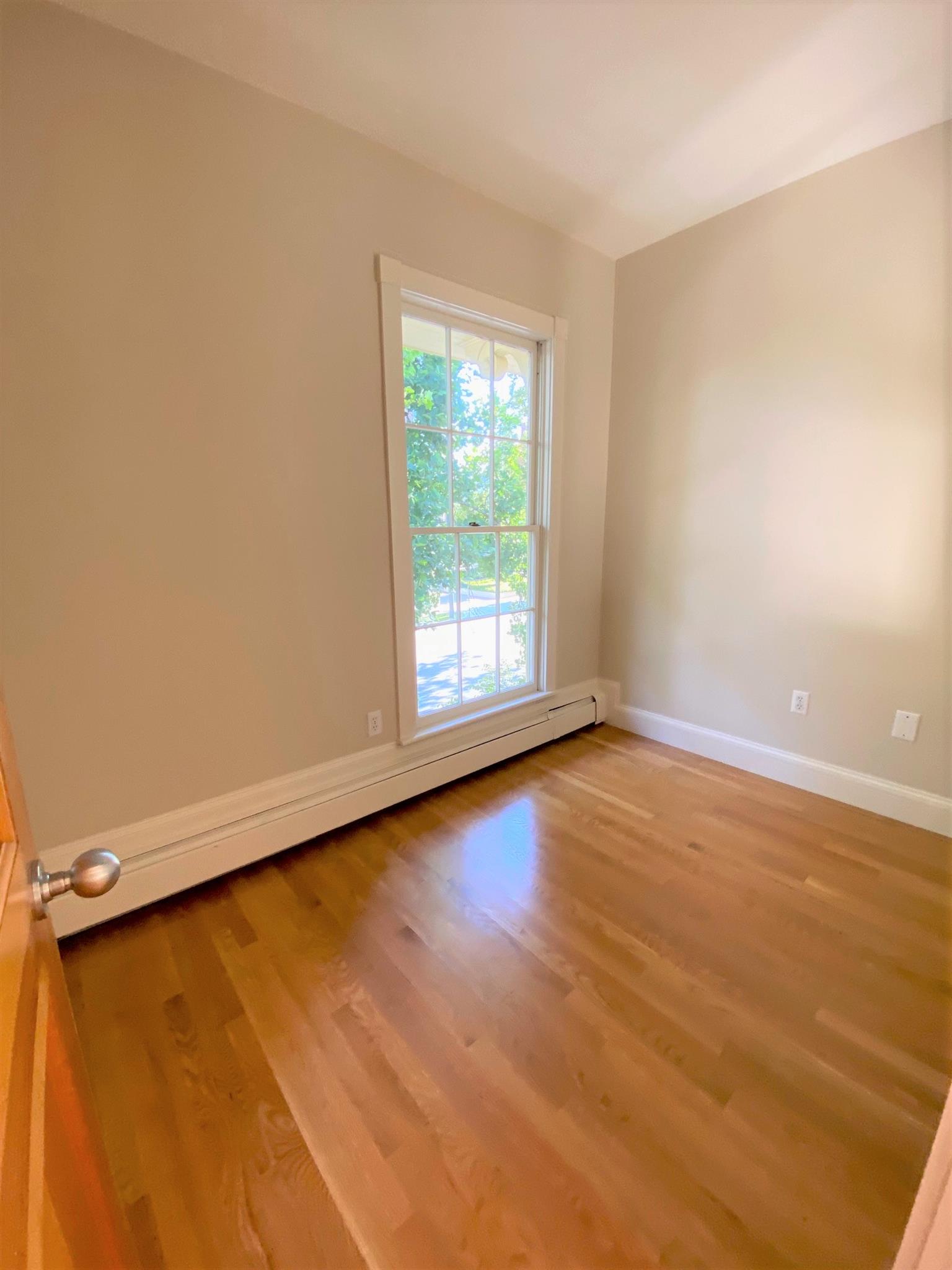 259 Mount Auburn St, Harvard Square