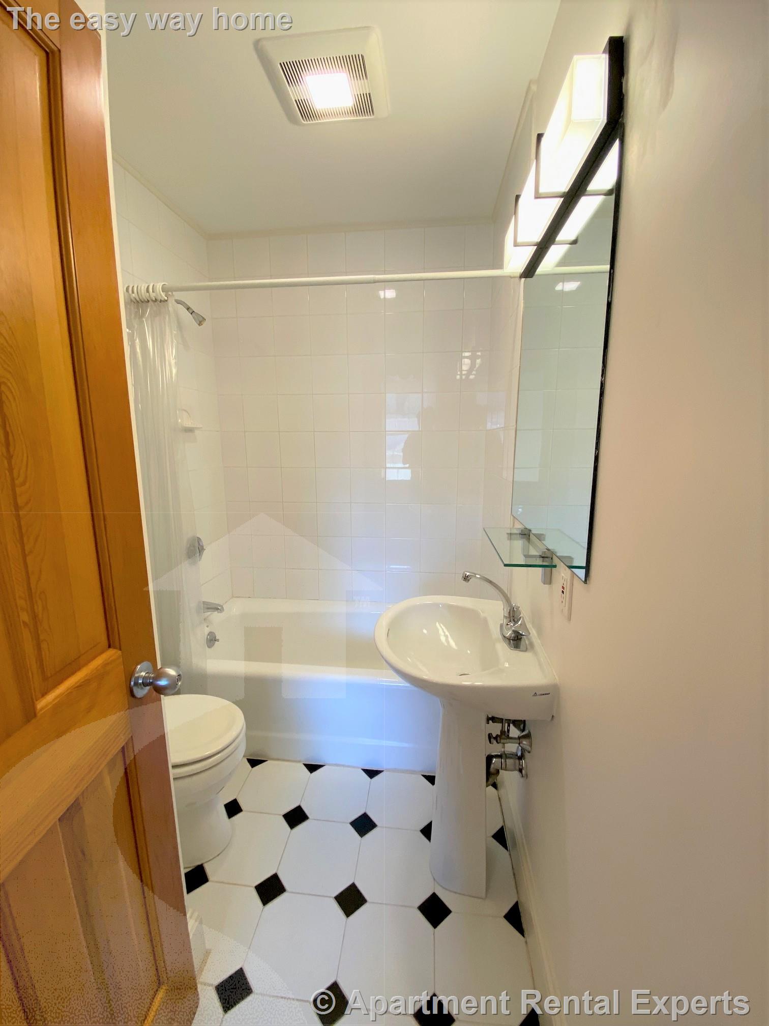 259 Mount Auburn, Harvard Square