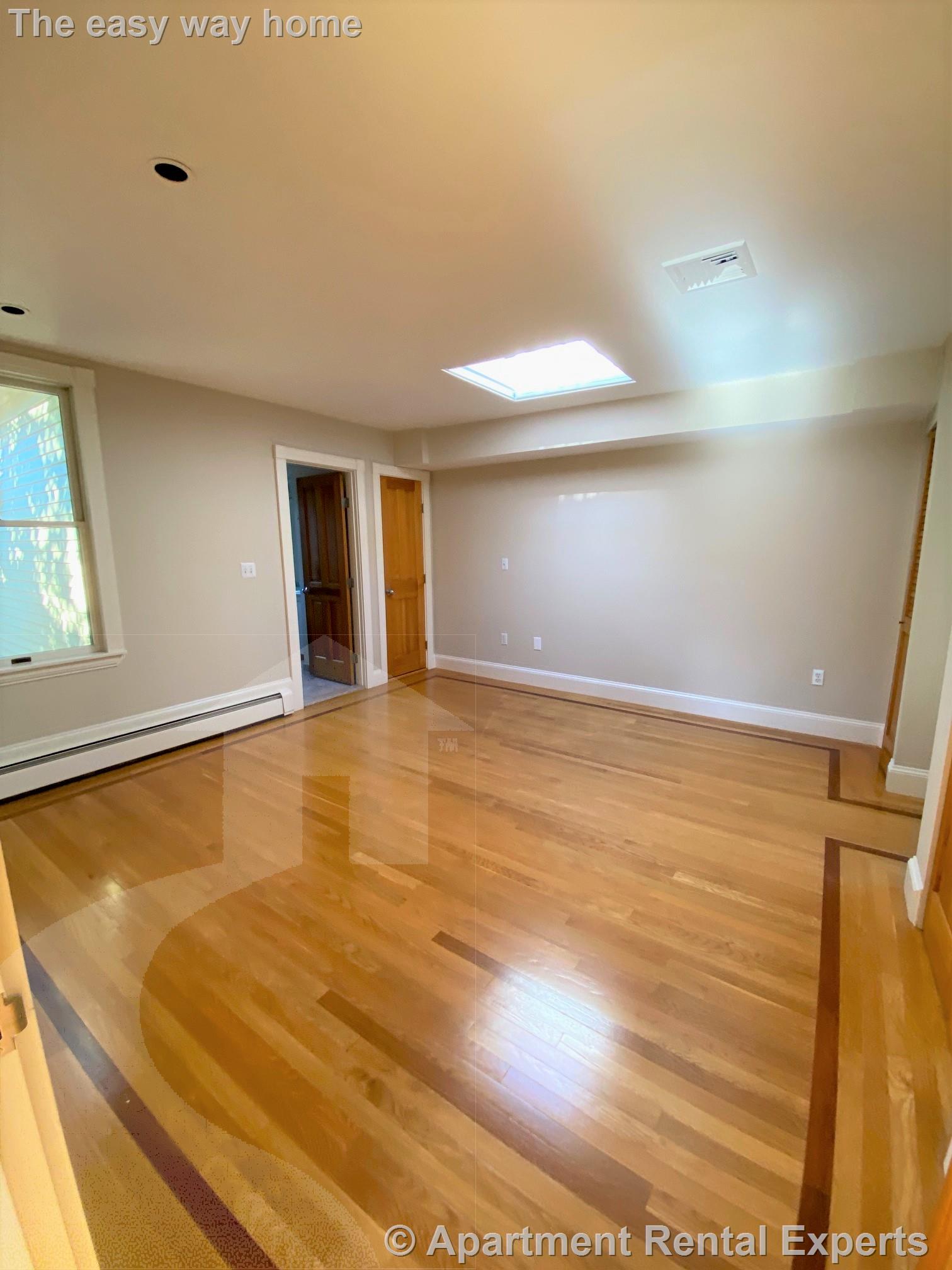 259 Mount Auburn, Harvard Square