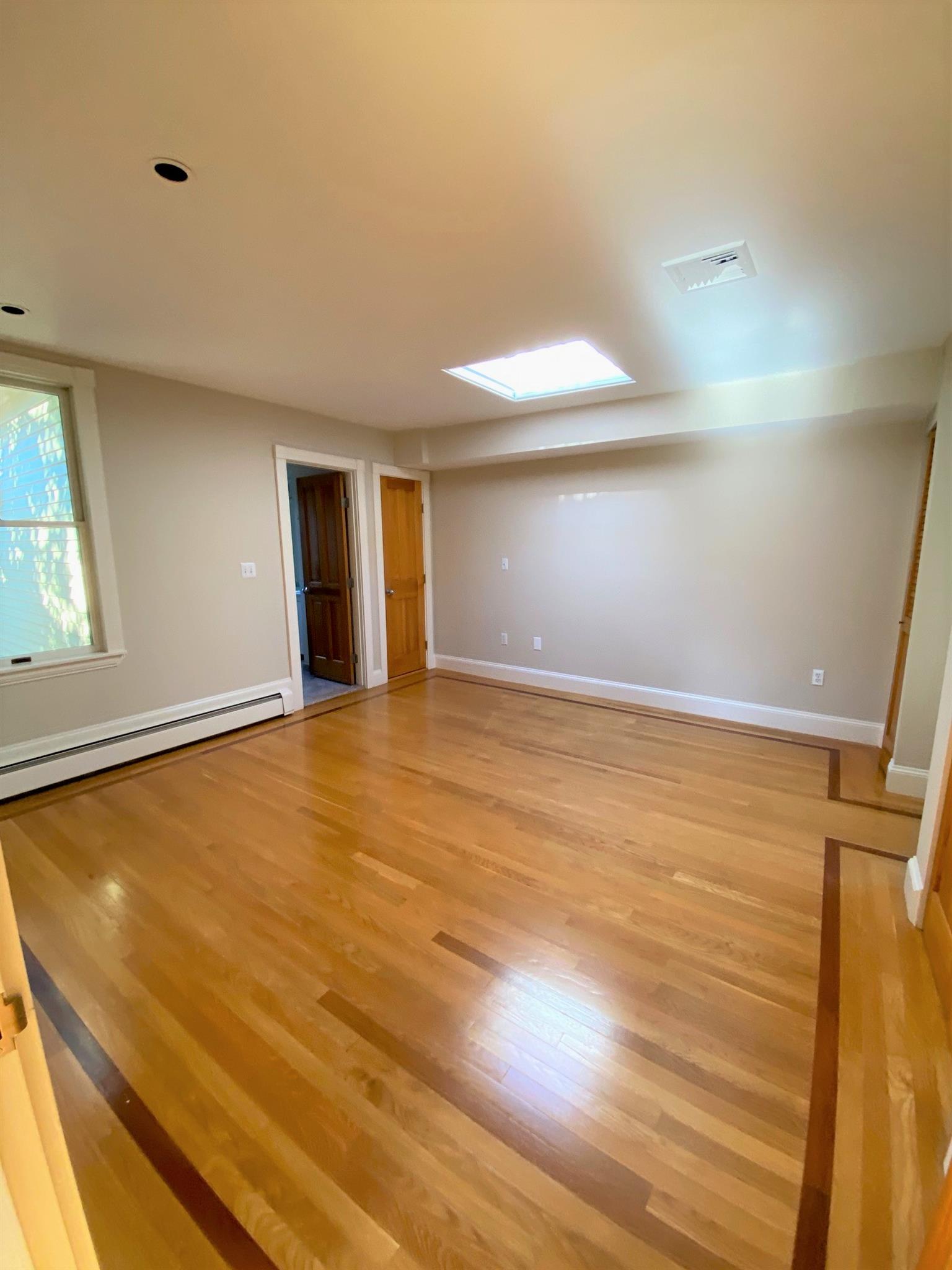 259 Mount Auburn St, Harvard Square